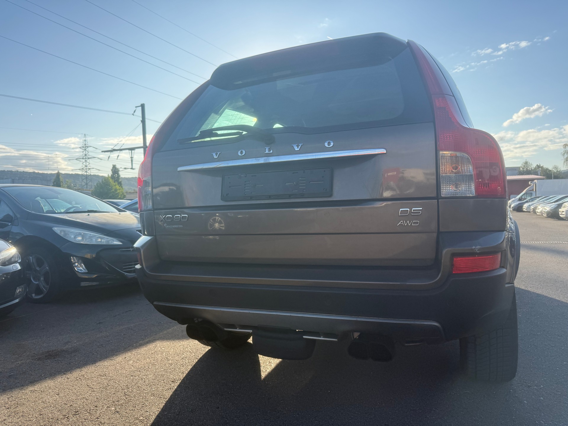 VOLVO XC90 D5 AWD R-Design Geartronic-image-4