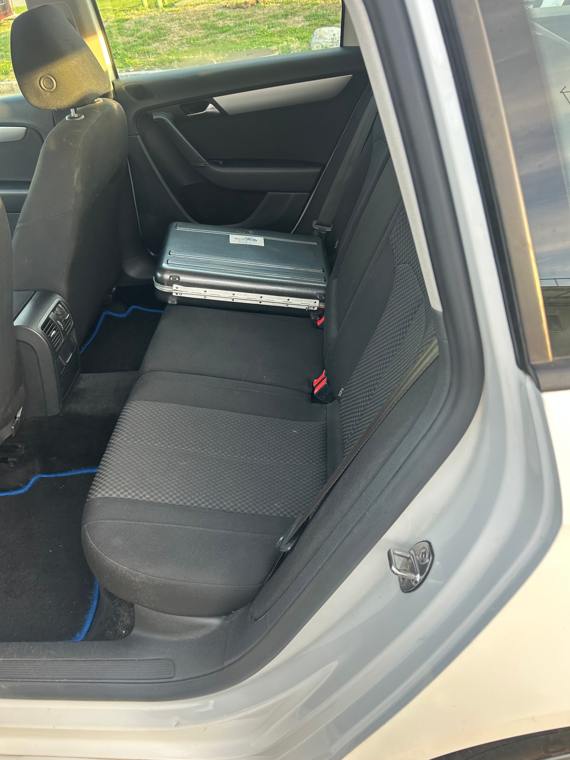 VW Passat Variant 2.0 TDI BMT Design DSG-image-4