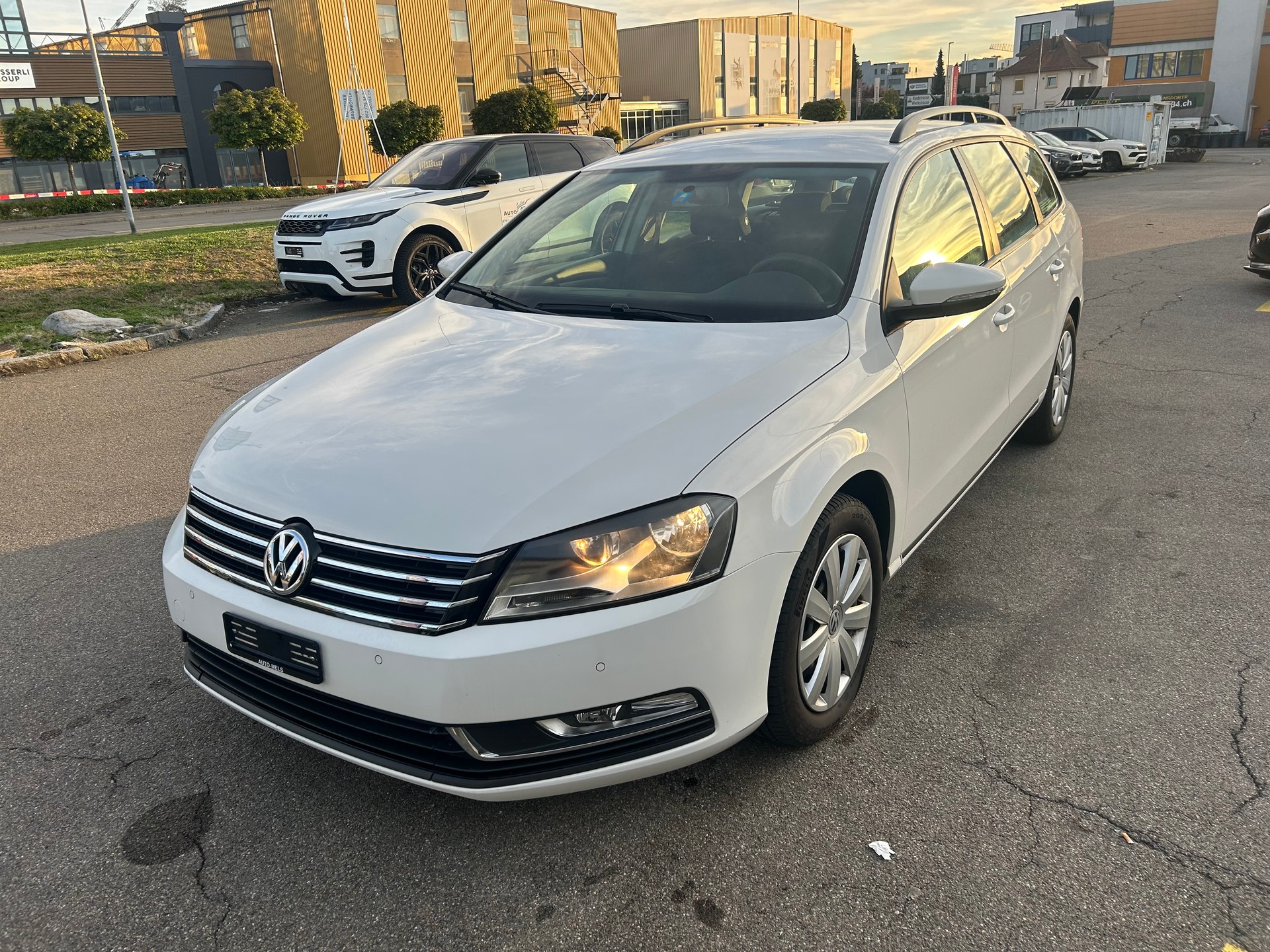 VW Passat Variant 2.0 TDI BMT Design DSG-image-5