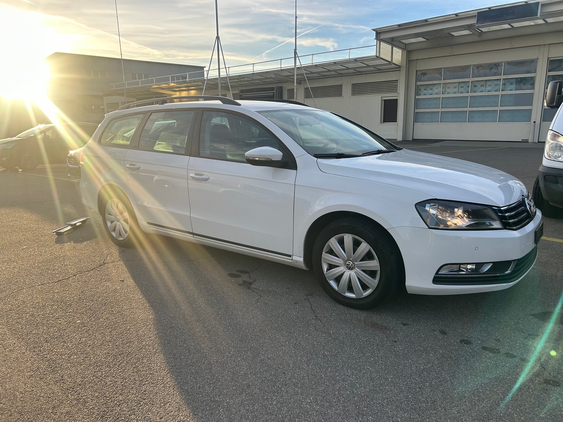 VW Passat Variant 2.0 TDI BMT Design DSG-image-8