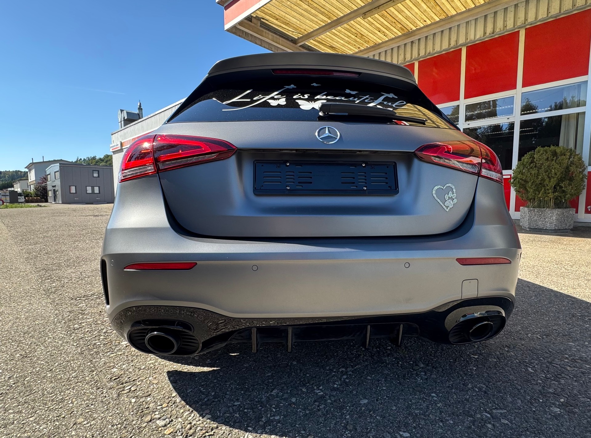 MERCEDES-BENZ A 35 AMG 4matic-image-2