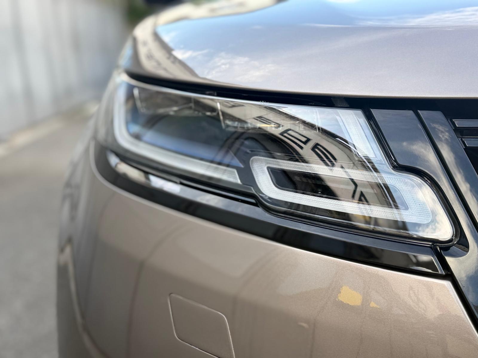 LAND ROVER Range Rover Velar R-Dynamic D 240 SE Automatic-image-3
