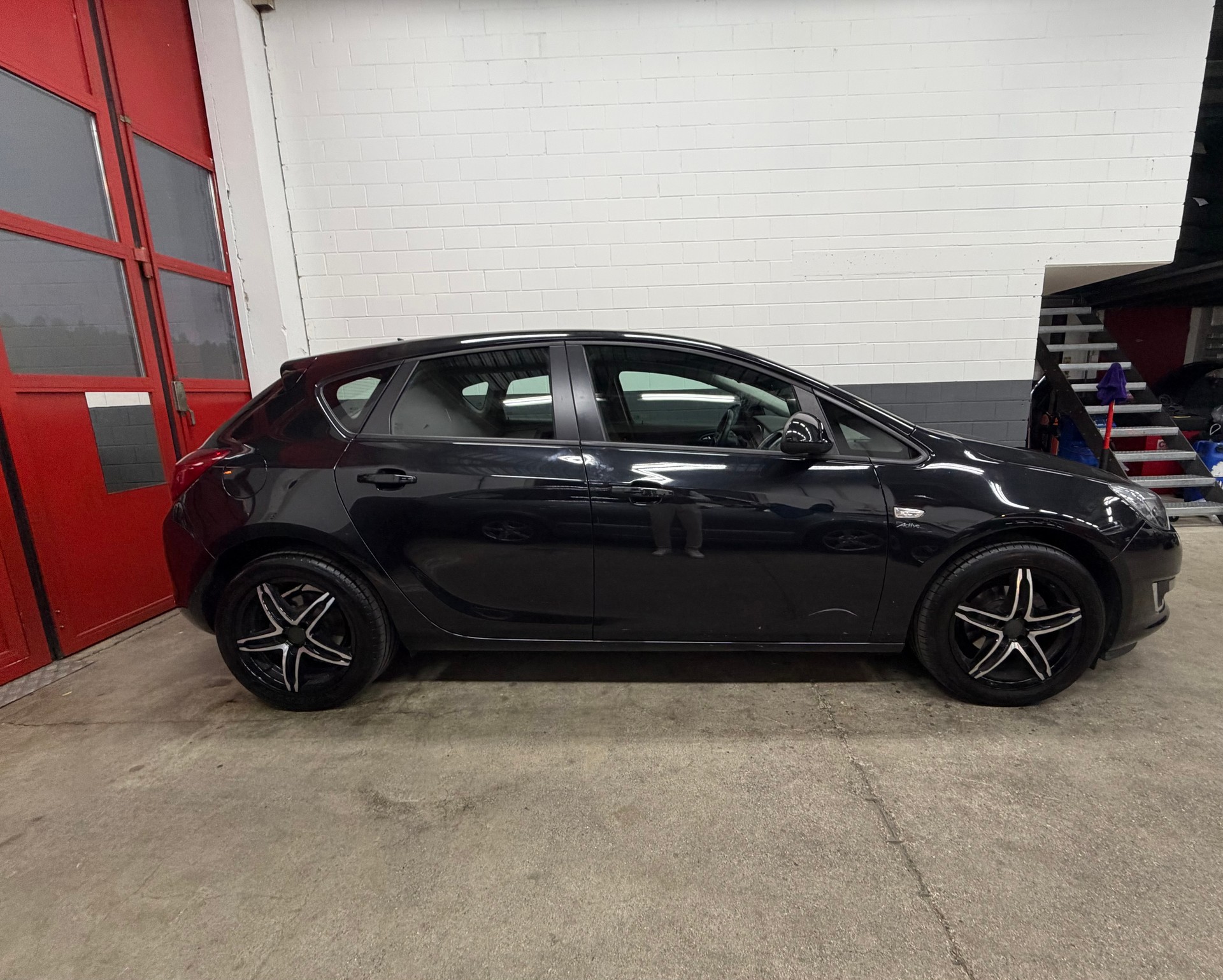 OPEL Astra 1.4i 16V Turbo Active Edition //NEU AB MFK!-image-2