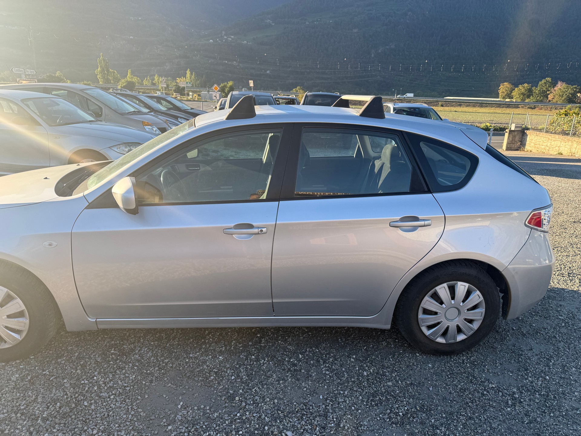 SUBARU Impreza 1.5R Swiss-image-3