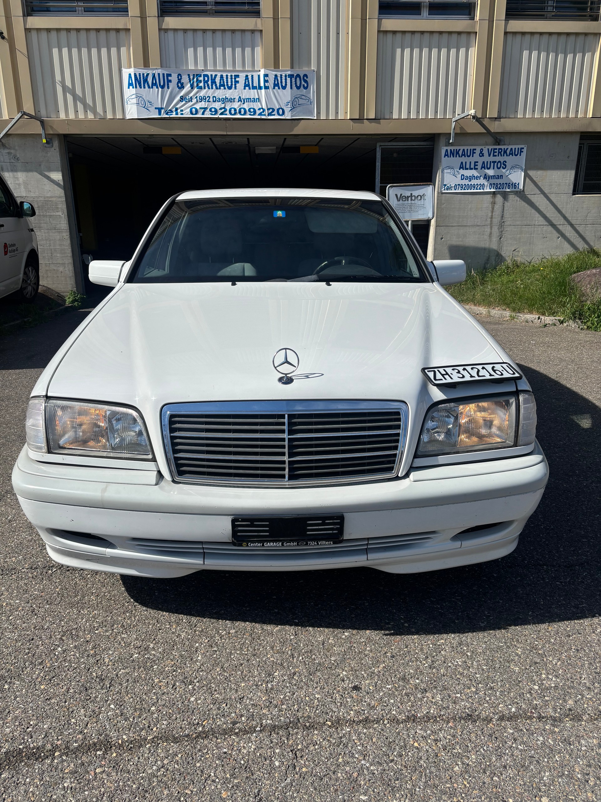 MERCEDES-BENZ C 250 TD Classic-image-0