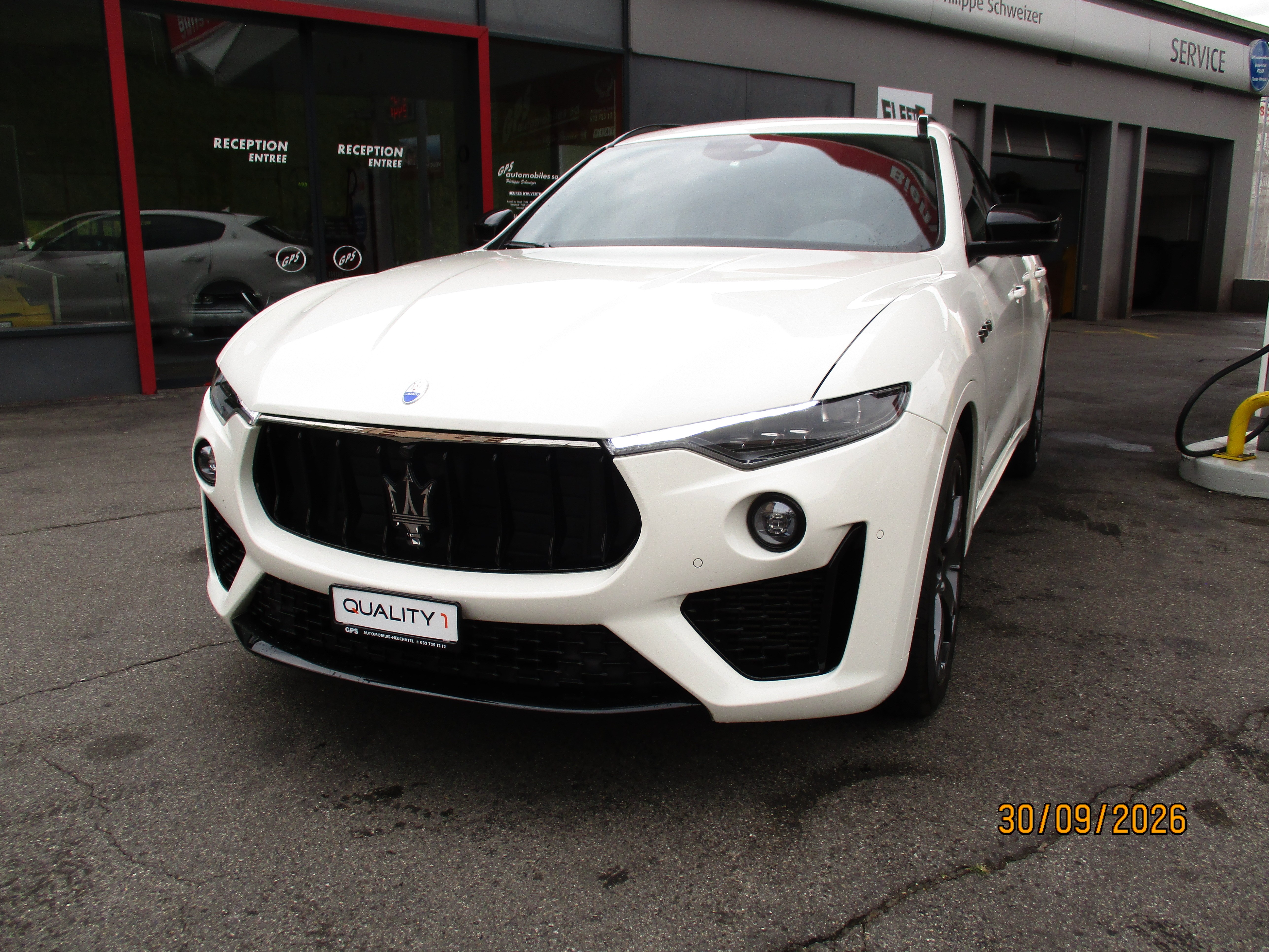 Car photo