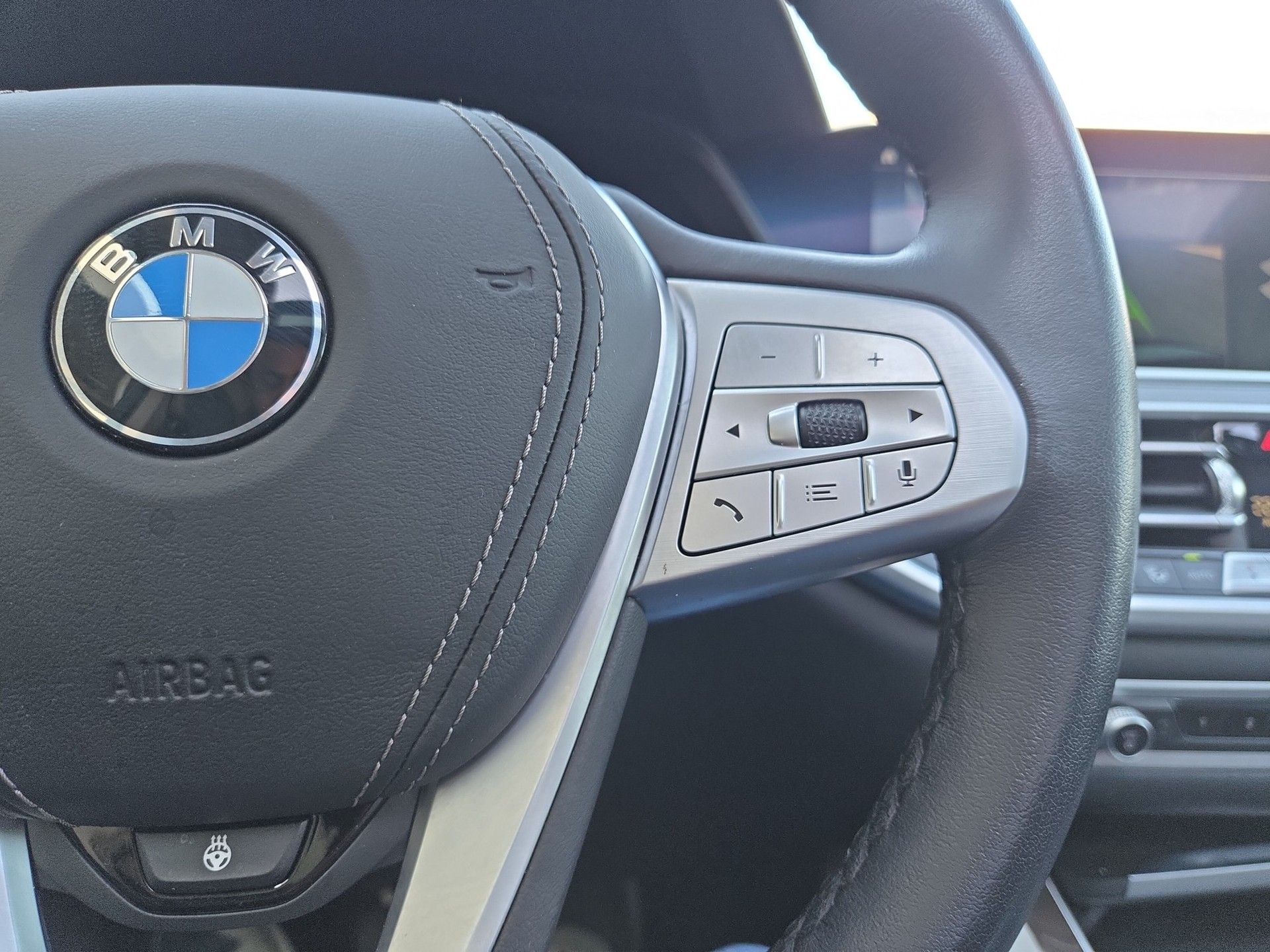 BMW X7 xDrive 48V 40d Steptronic-image-14