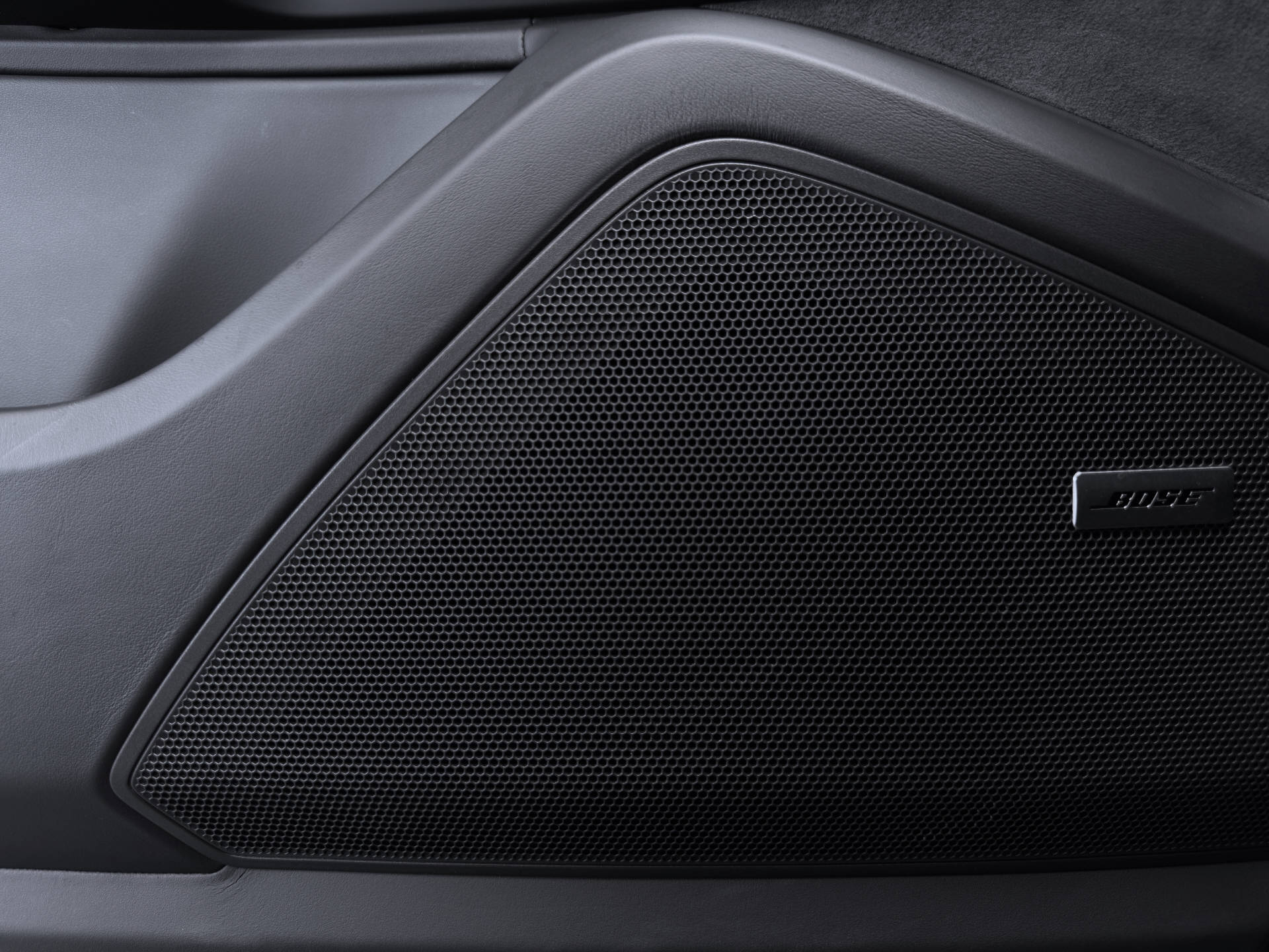 PORSCHE Cayenne GTS-image-11