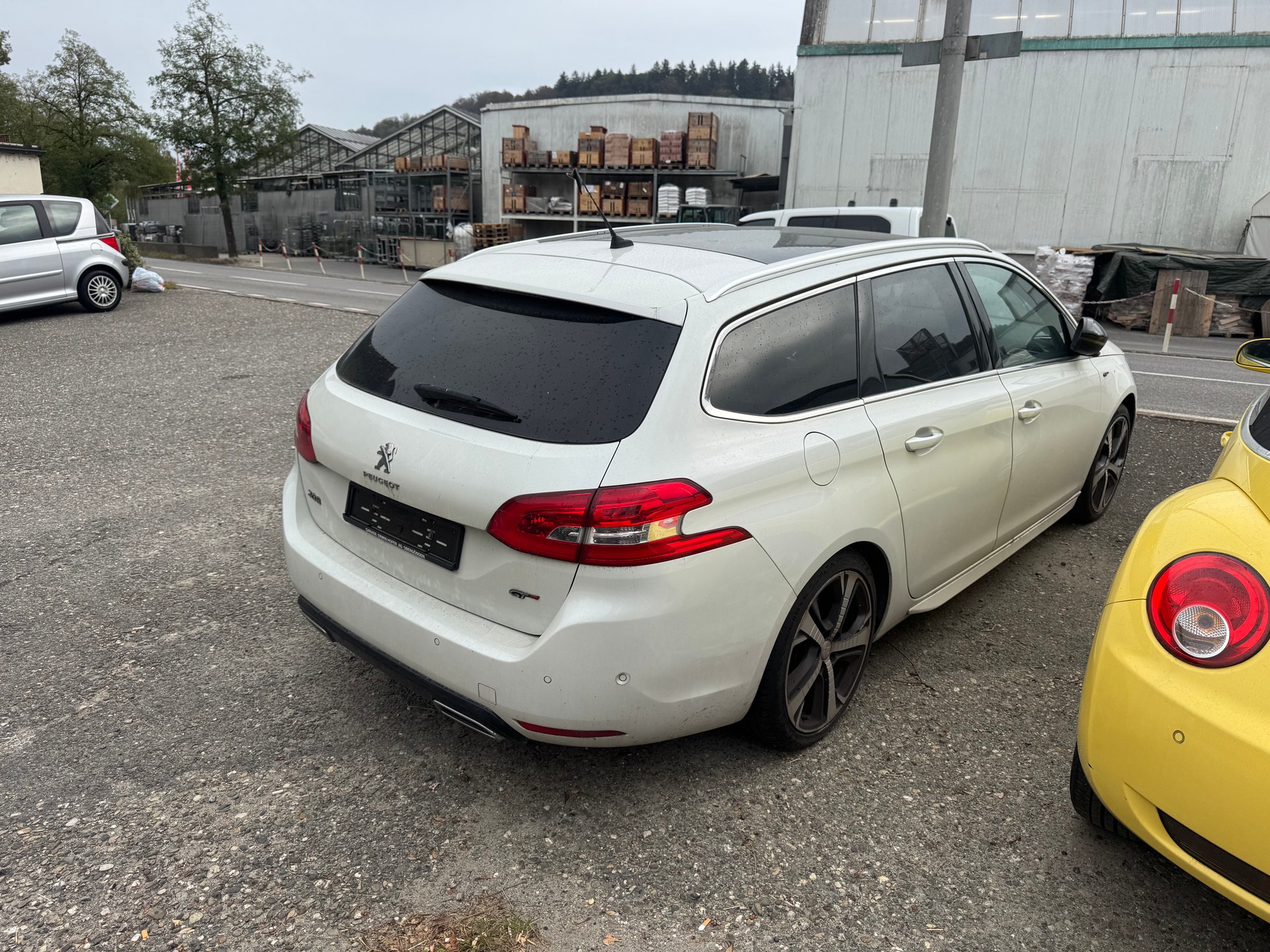 PEUGEOT 308 SW 2.0 BlueHDI GT Automatic-image-6