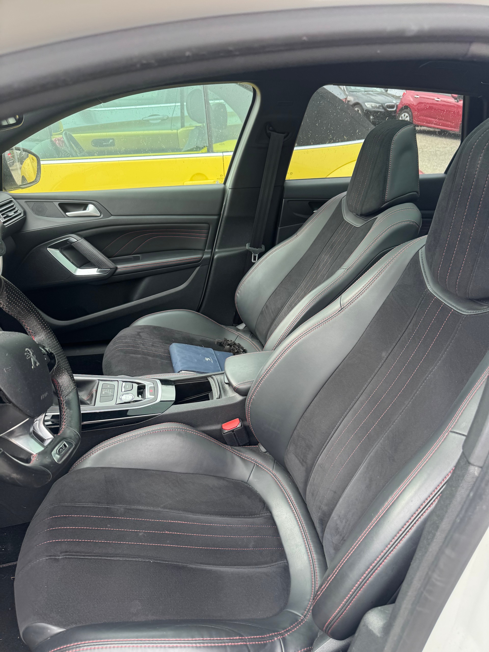 PEUGEOT 308 SW 2.0 BlueHDI GT Automatic-image-8