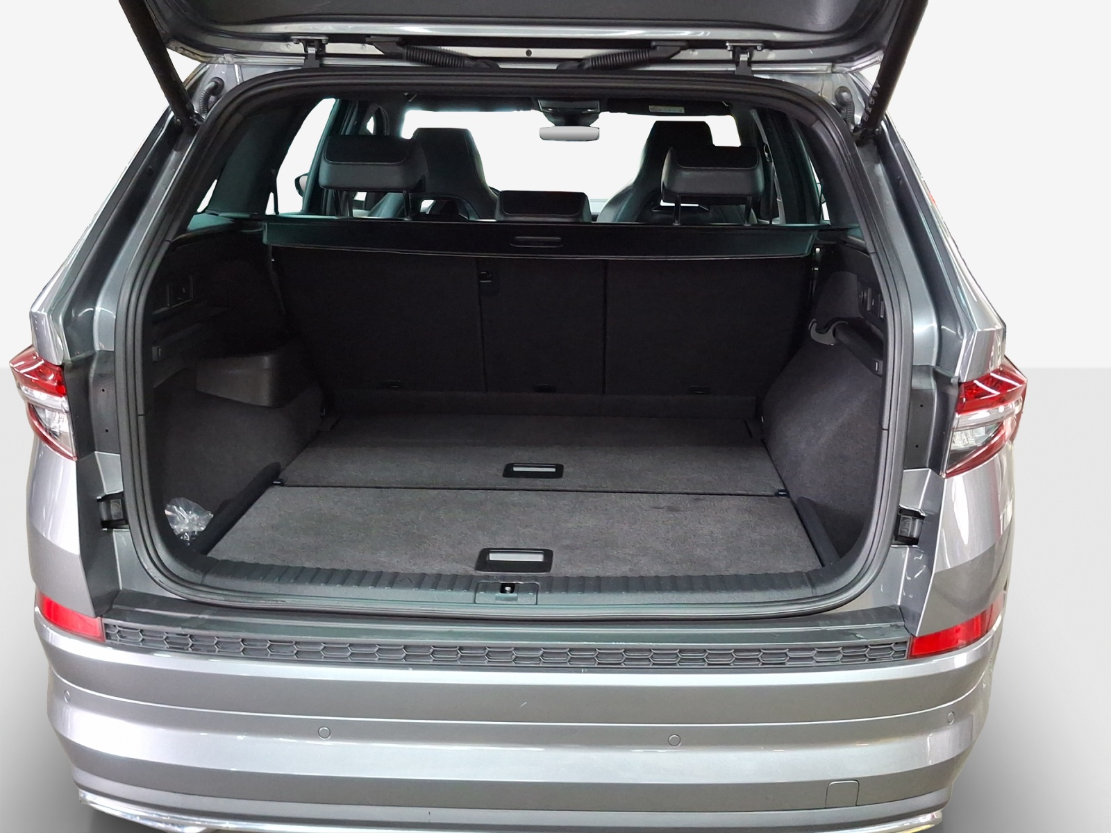 SKODA Kodiaq 2.0 TSI 4x4 SportLine-image-12