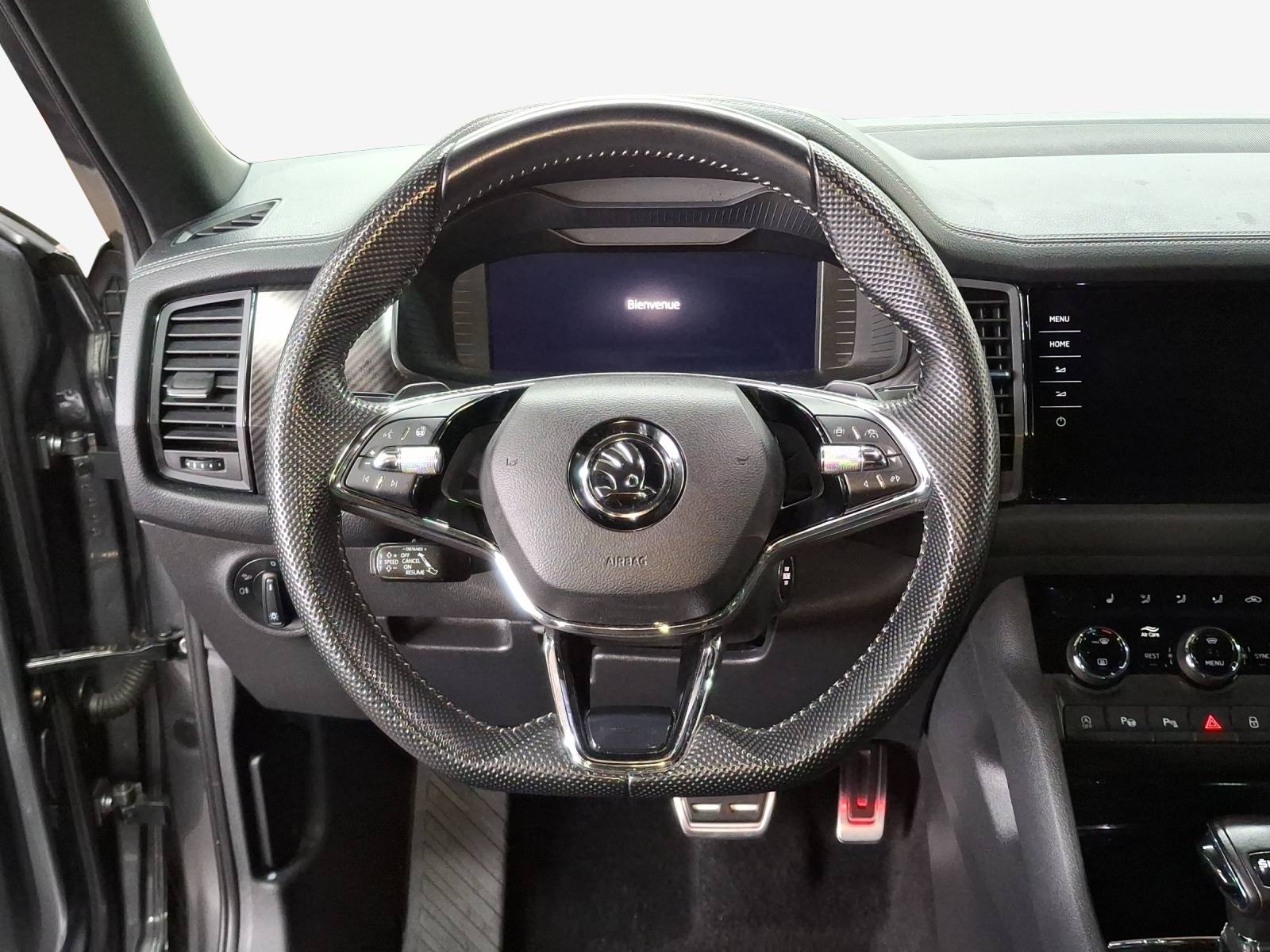 SKODA Kodiaq 2.0 TSI 4x4 SportLine-image-9
