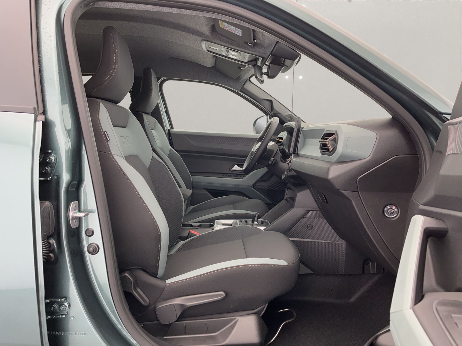 DACIA Duster 1.8 Hybrid Extreme-image-15