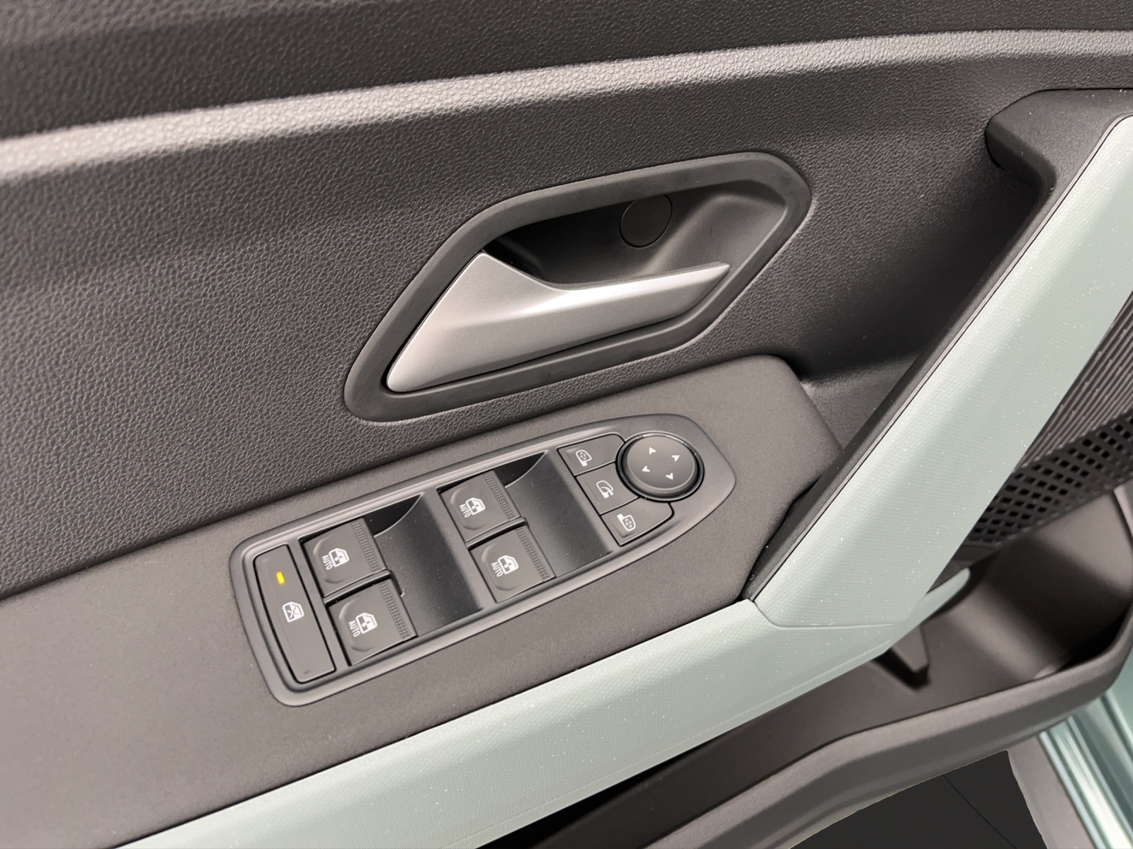 DACIA Duster 1.8 Hybrid Extreme-image-12