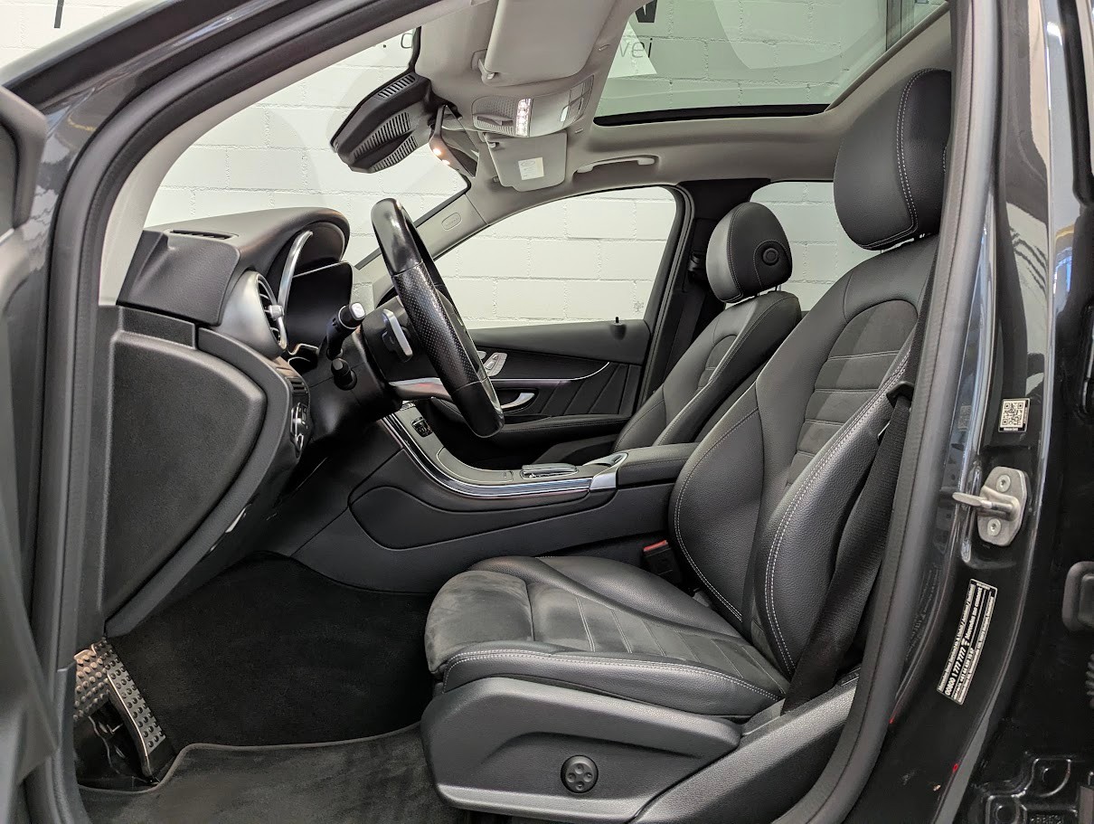 MERCEDES-BENZ GLC 220 d AMG Line 4Matic 9G-Tronic*CH-AUTO PREMIUM PLUS BURMESTER PANO 360CAM AHK 2'50KG MEMORY*-image-3