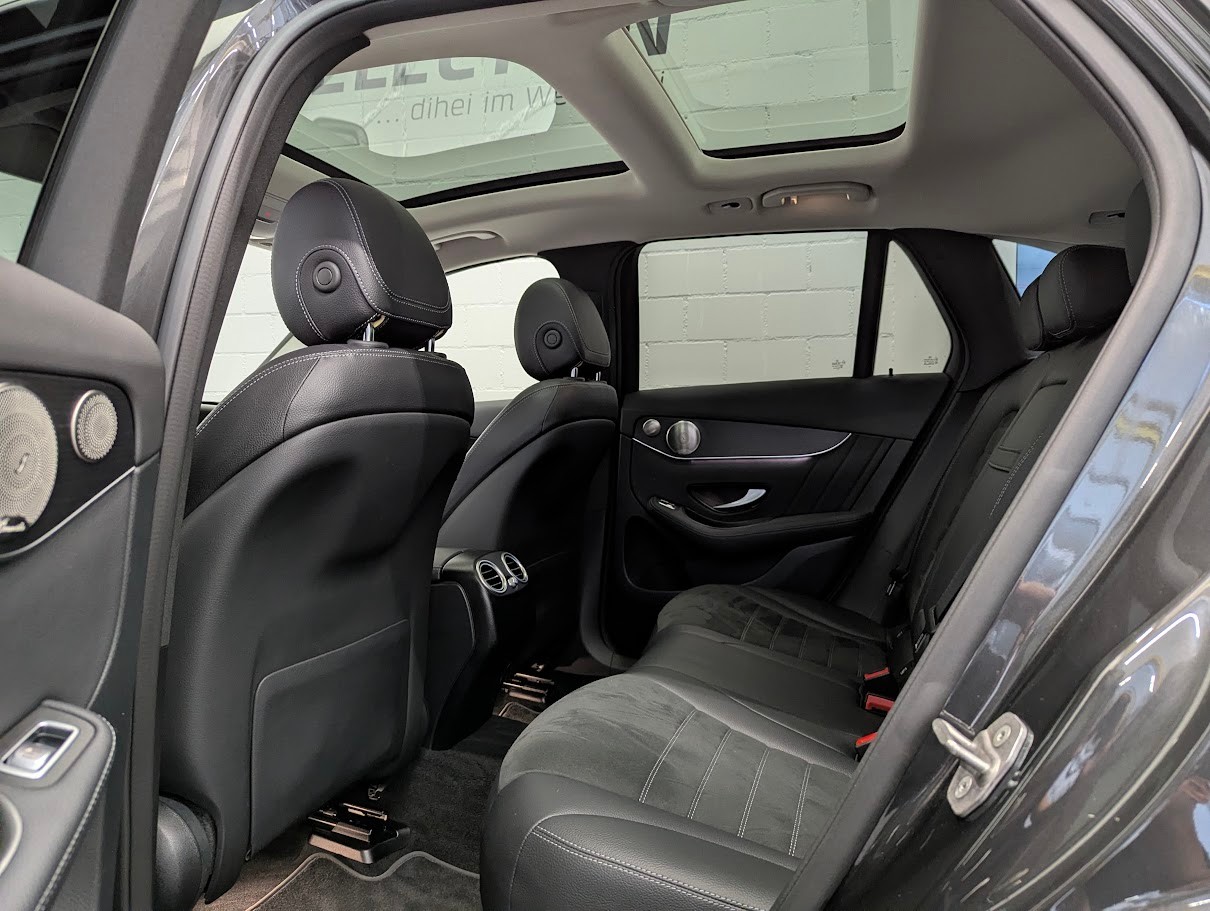 MERCEDES-BENZ GLC 220 d AMG Line 4Matic 9G-Tronic*CH-AUTO PREMIUM PLUS BURMESTER PANO 360CAM AHK 2'50KG MEMORY*-image-26