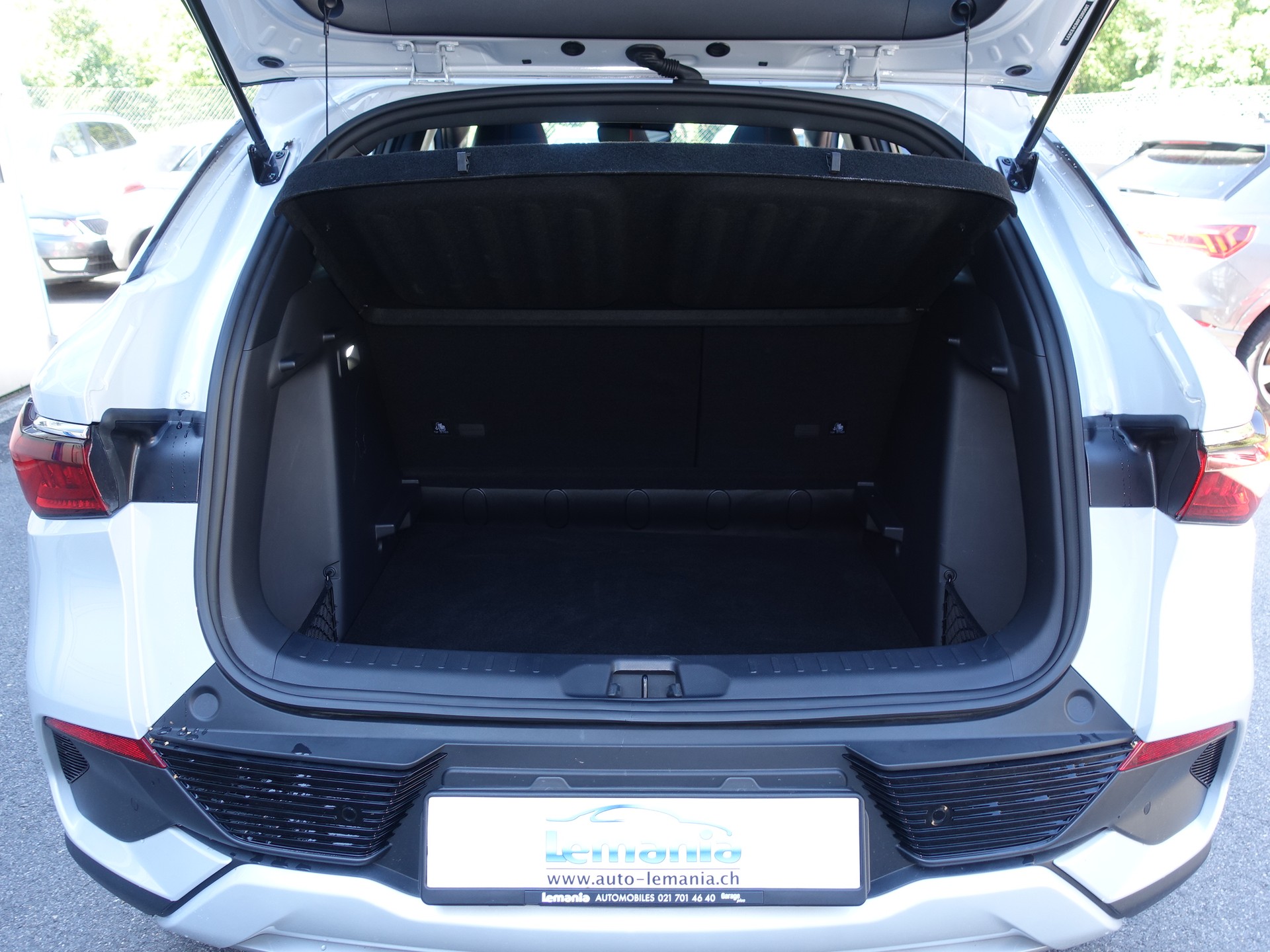 BYD ATTO 3-image-19