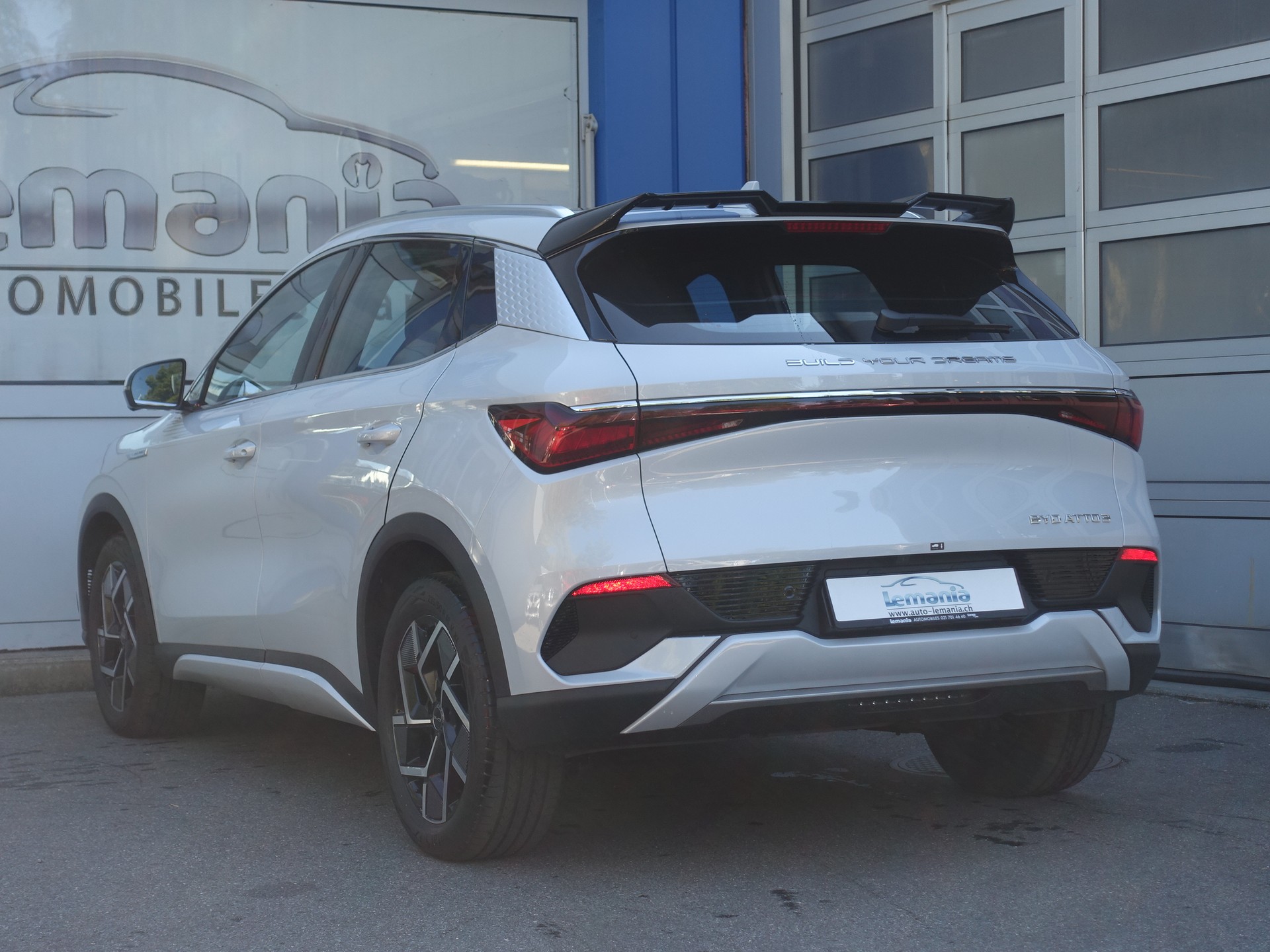 BYD ATTO 3-image-4