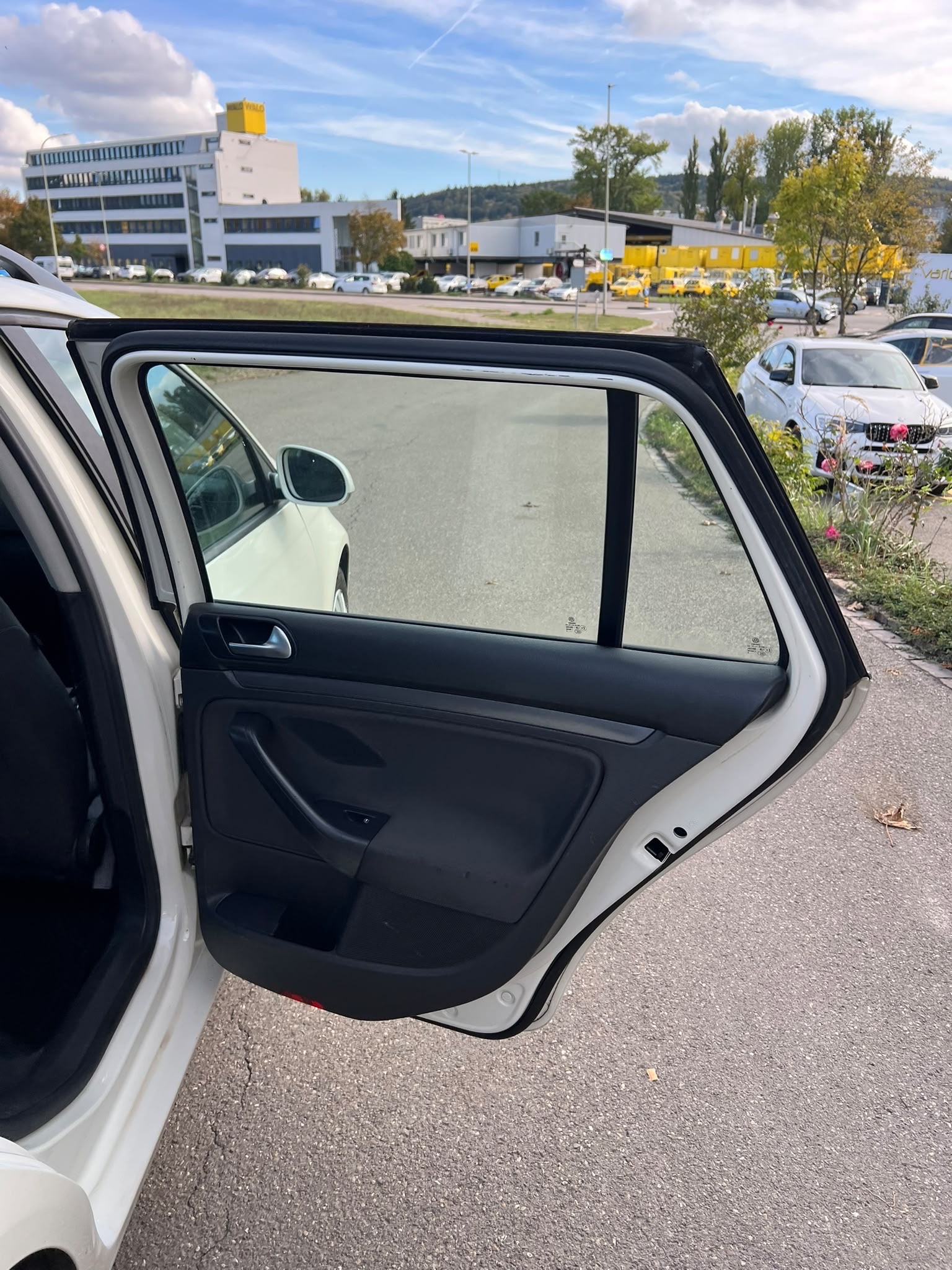 VW Golf Variant 1.4 TSI Comfortline Mit Frisch MFK-image-17