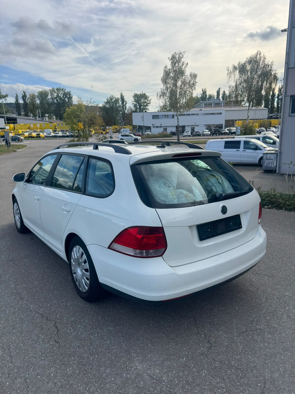 VW Golf Variant 1.4 TSI Comfortline Mit Frisch MFK-image-1