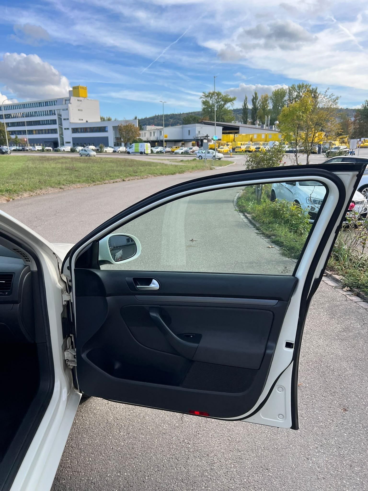 VW Golf Variant 1.4 TSI Comfortline Mit Frisch MFK-image-13