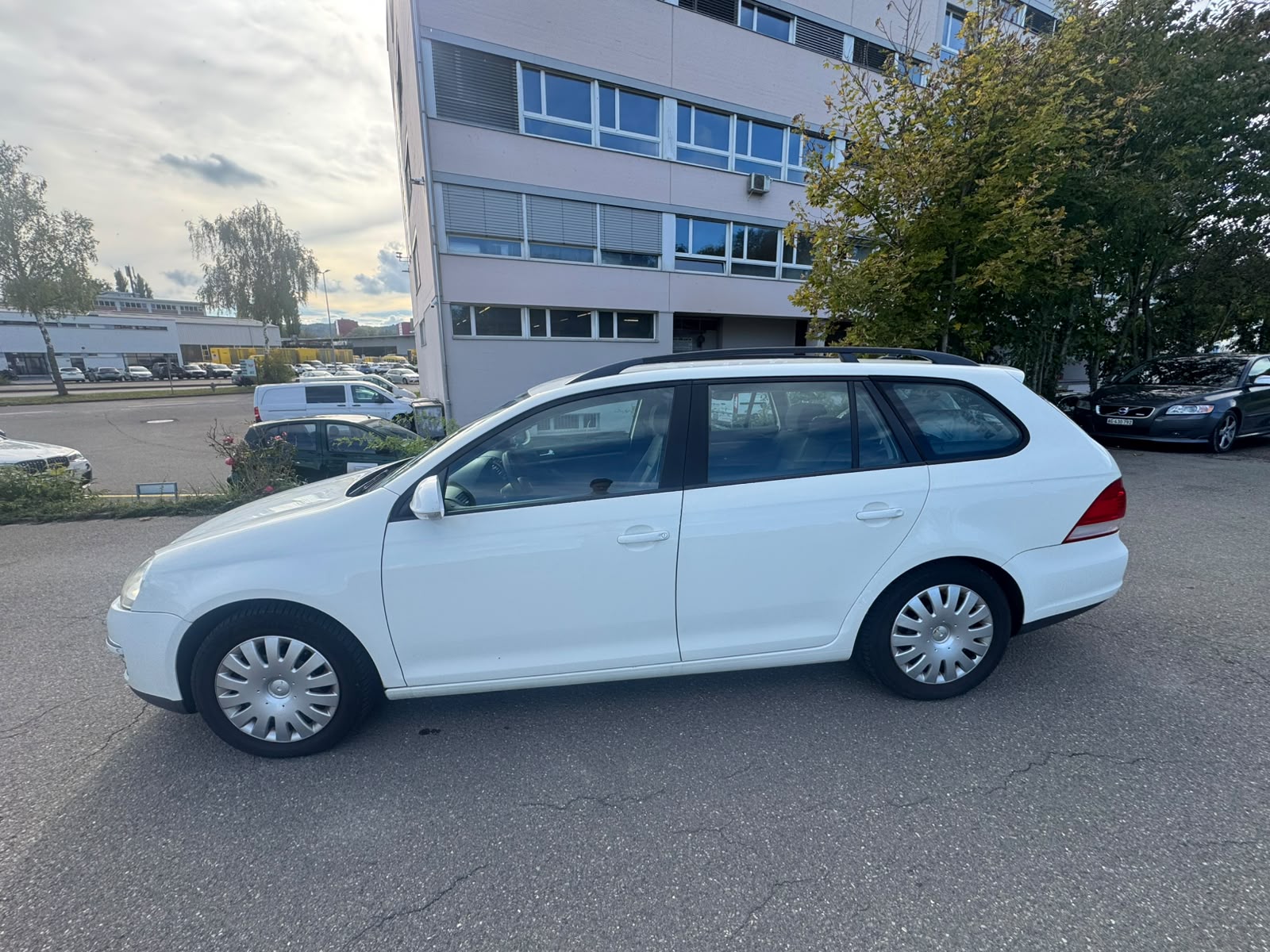 VW Golf Variant 1.4 TSI Comfortline Mit Frisch MFK-image-7