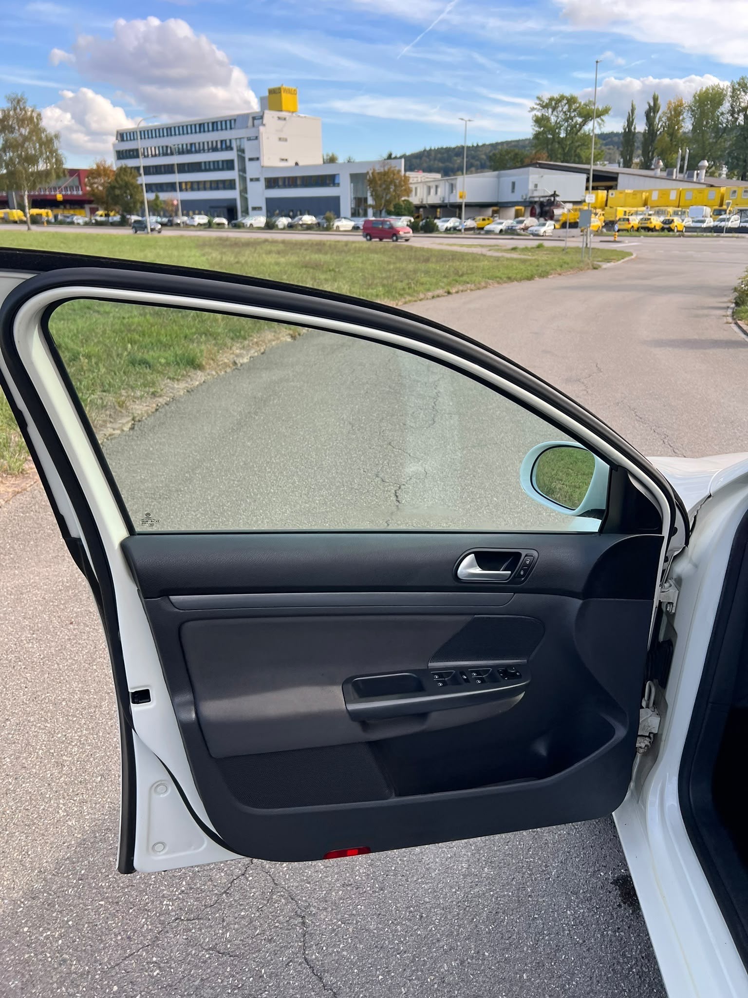 VW Golf Variant 1.4 TSI Comfortline Mit Frisch MFK-image-11