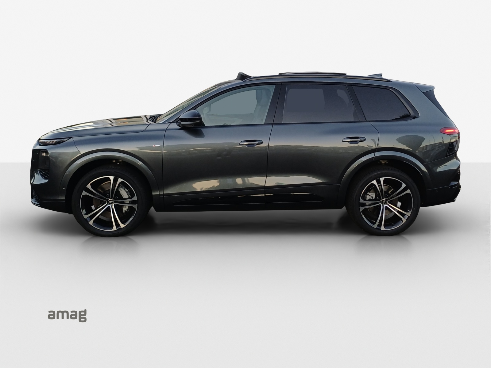 AUDI Q7 SUV TDI quattro 220 kW-image-1