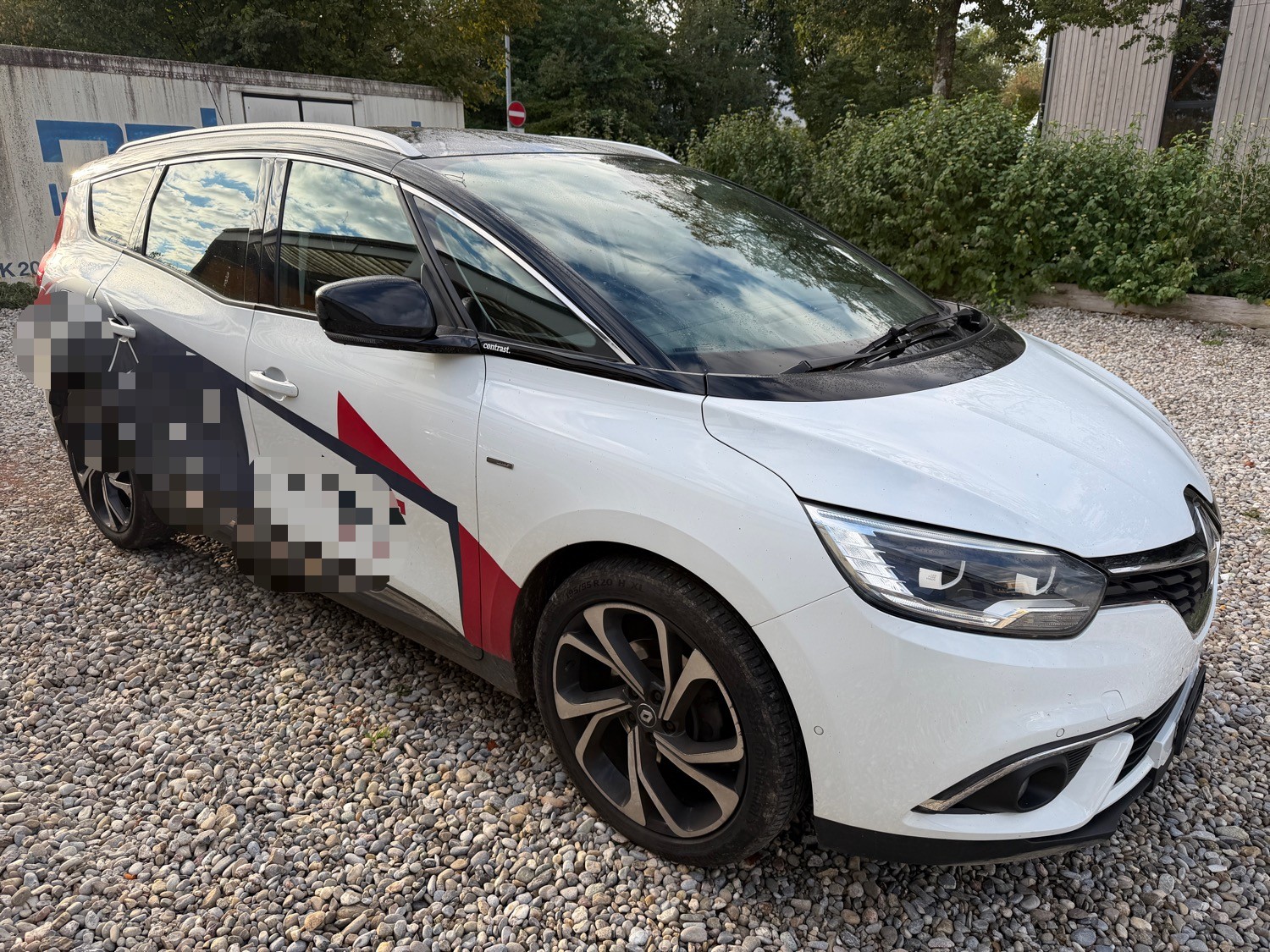 RENAULT Grand Scénic 1.6 dCi Bose-image-1