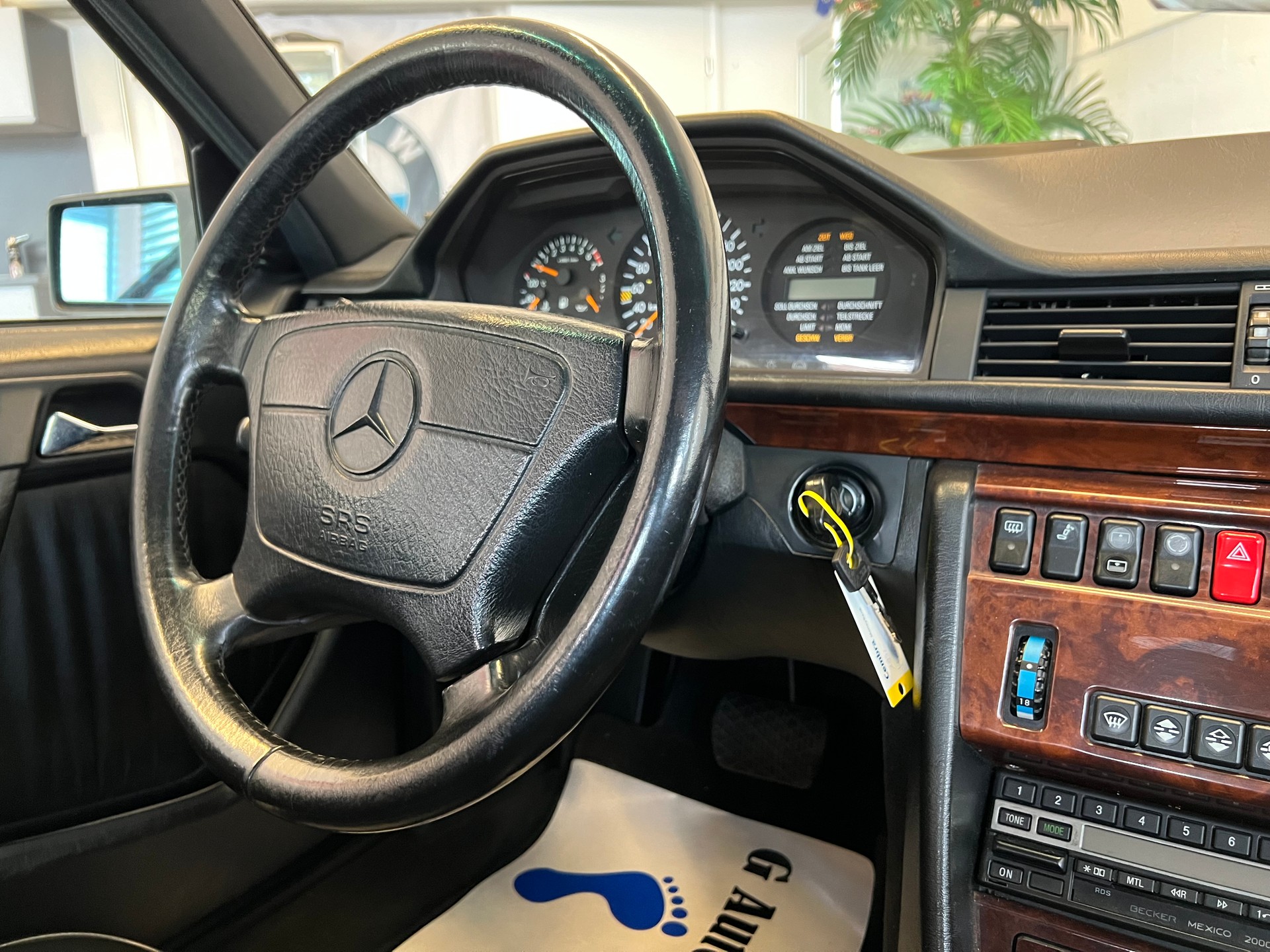MERCEDES-BENZ 500 E Automatic ⭐️-image-11