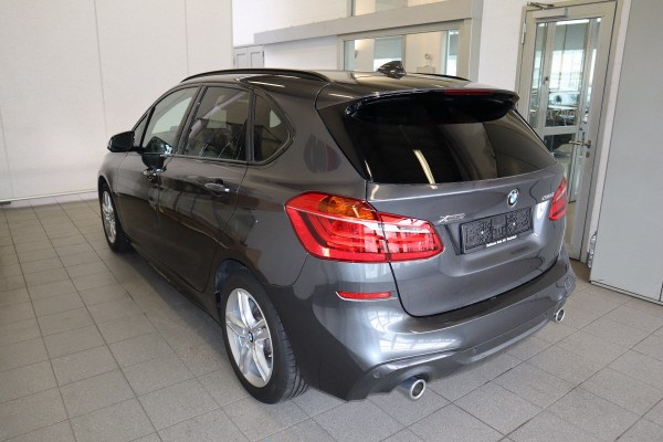 BMW 218d xDrive Active Tourer MSportpaket Steptronic Euro 6-image-1