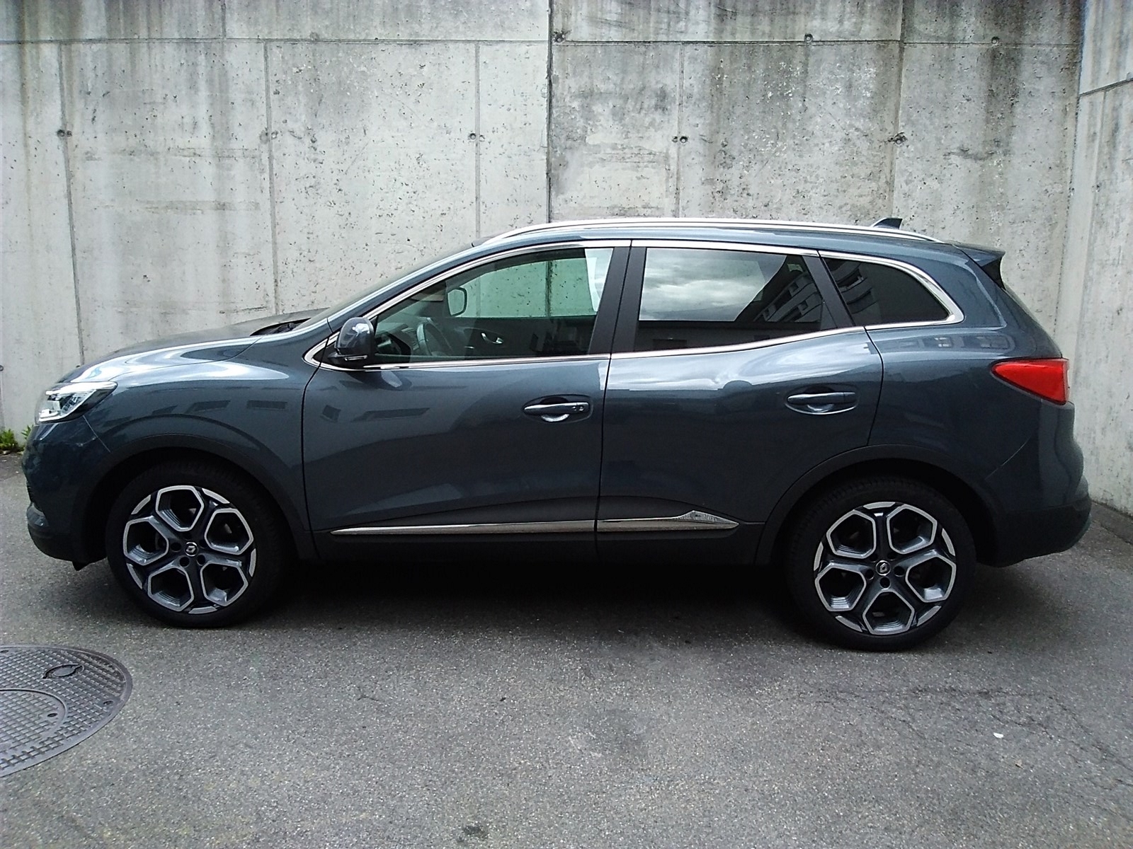 RENAULT Kadjar 1.3 16V Turbo Intens EDC-image-2