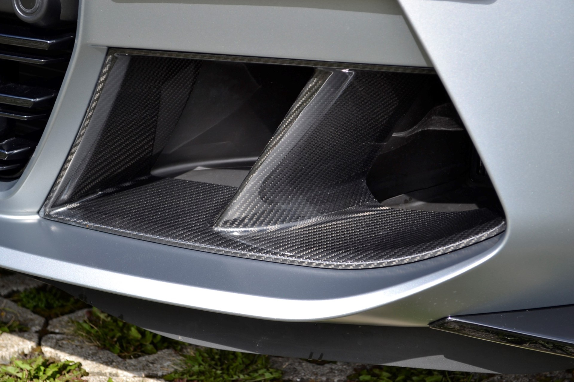 BMW M3 Touring xDrive Competition M-image-10