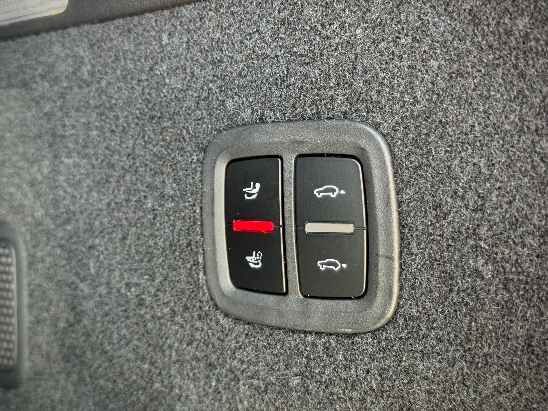 PORSCHE Cayenne - Véhicule Suisse (CH)-image-15