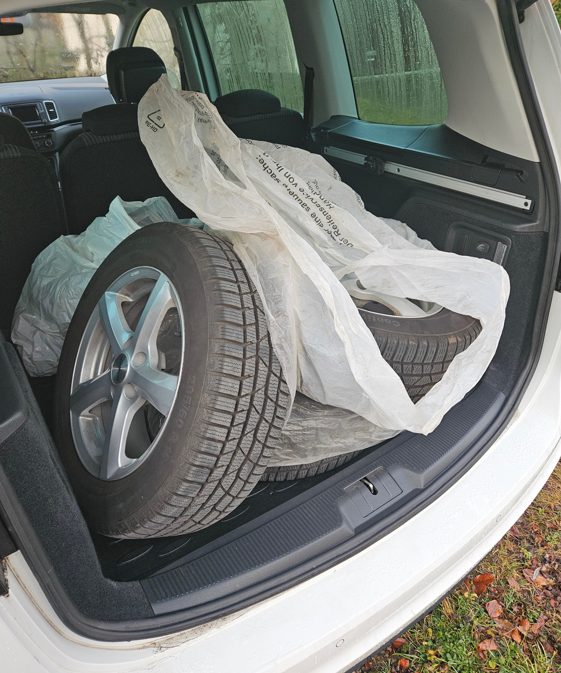 SEAT Alhambra 2.0 TDI DSG Style-image-15