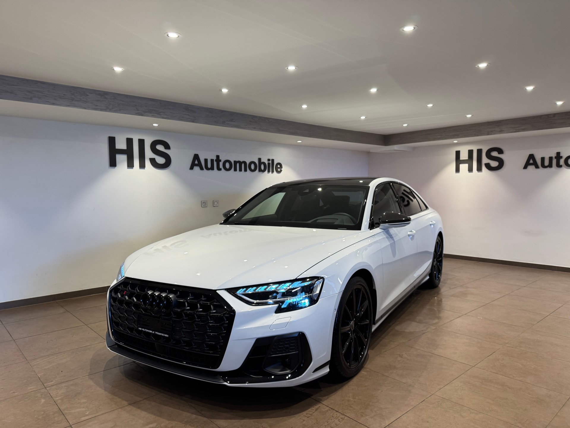 AUDI S8 4.0 V8 TFSI quattro T-Tronic