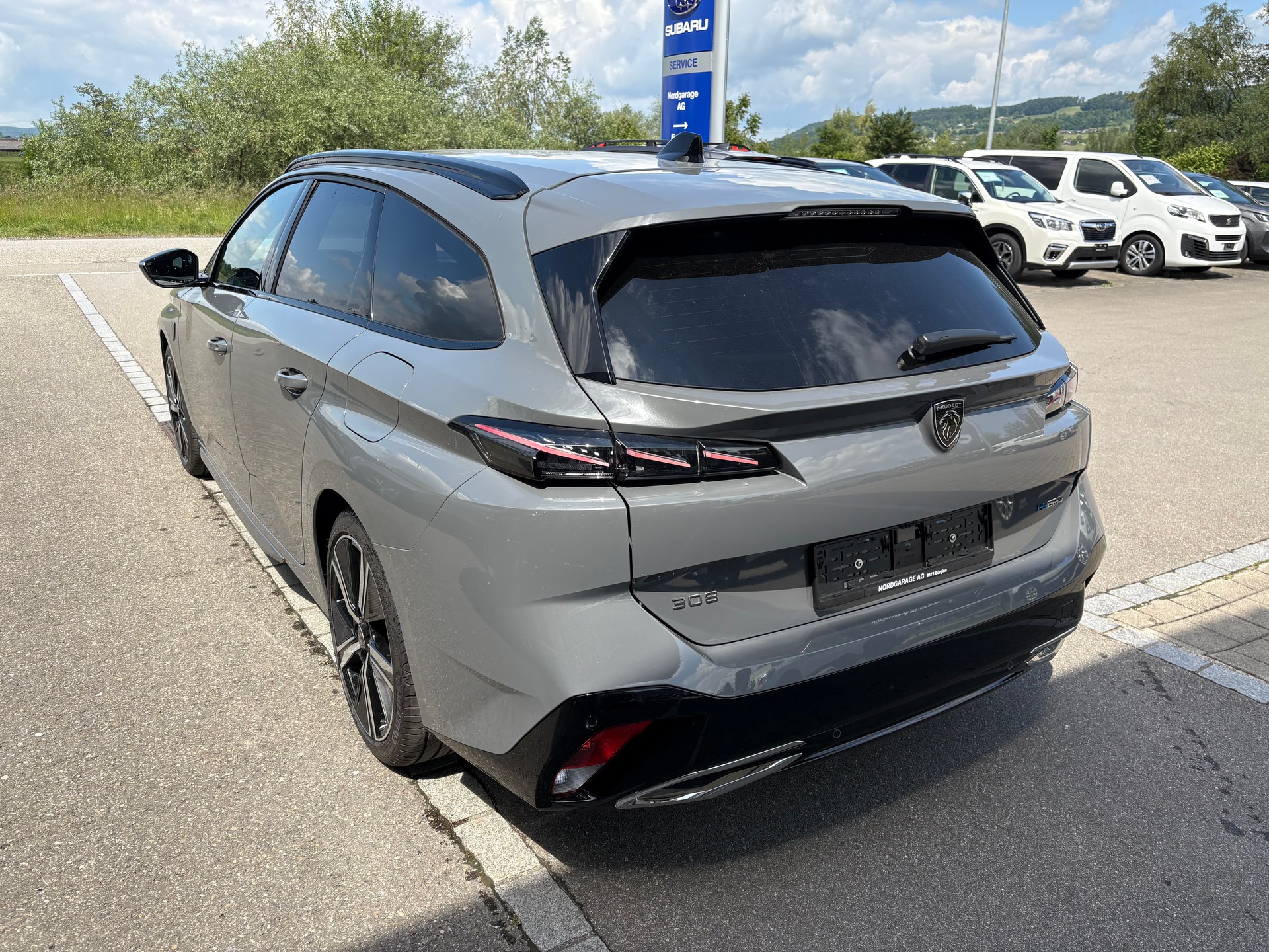 PEUGEOT 308 SW 1.6 PHEV 225 GT-image-5