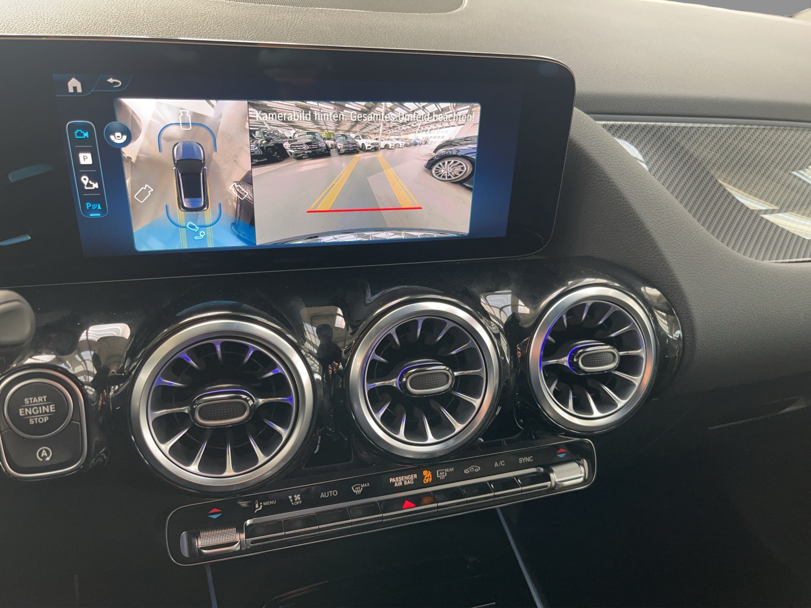 MERCEDES-BENZ GLA 200 7G-DCT-image-10