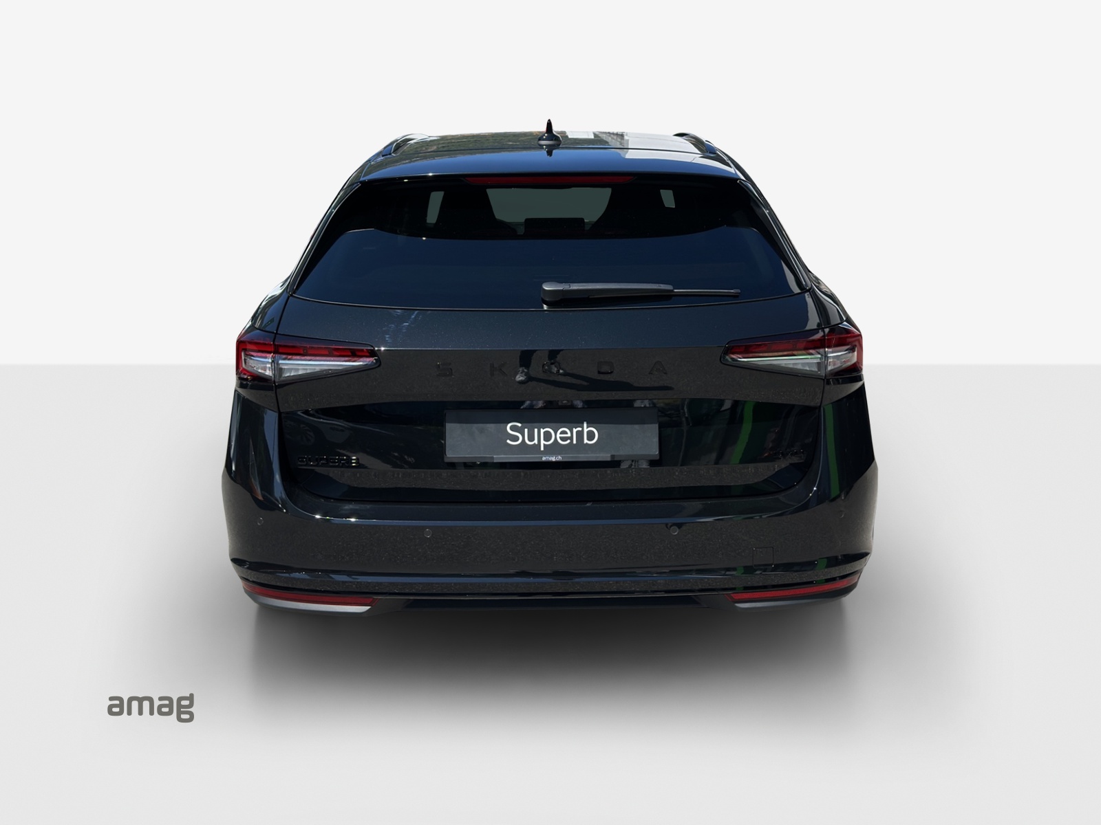 SKODA Superb Combi 2.0 TSI Sportline 4x4 DSG-image-3
