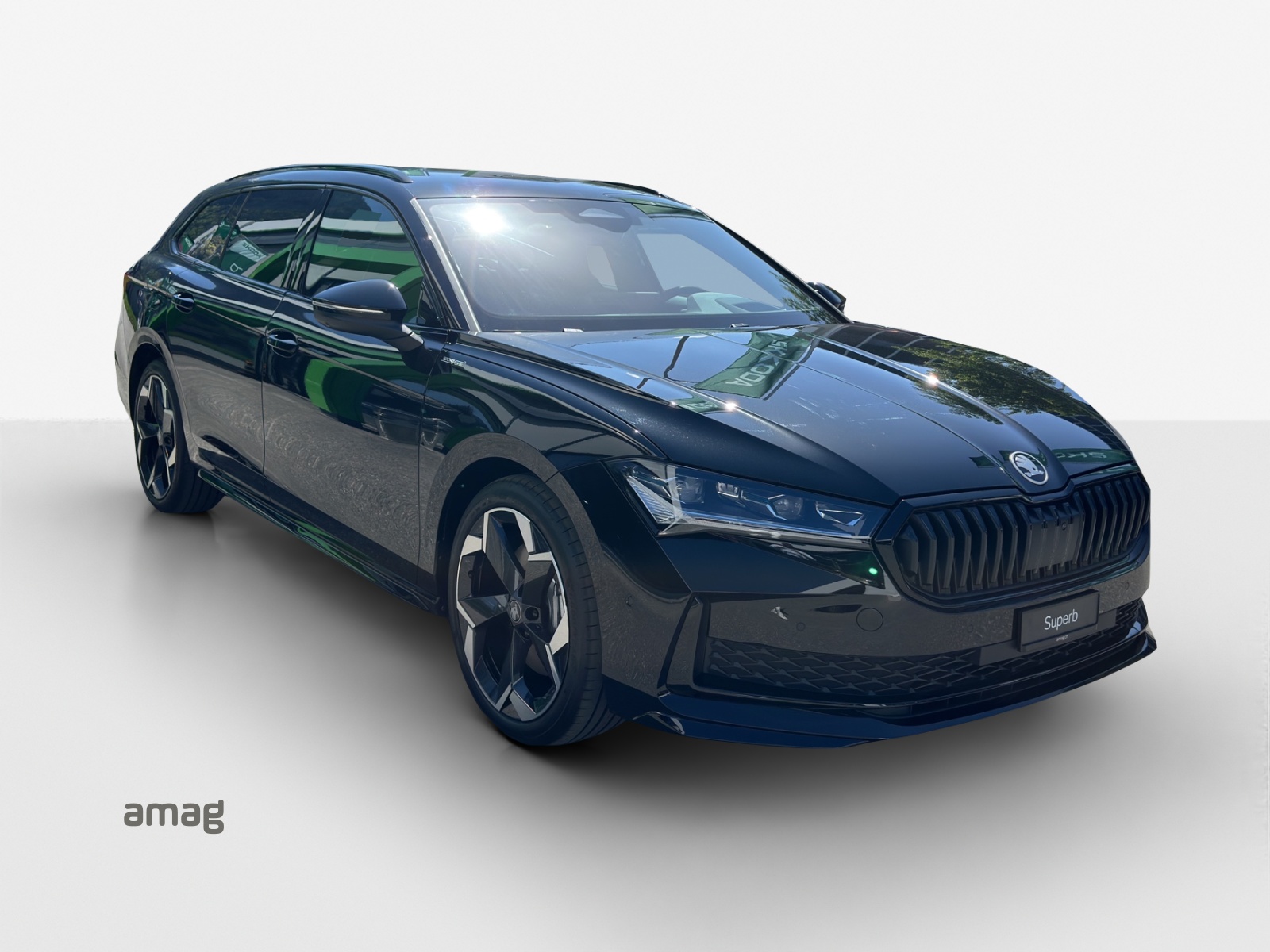 SKODA Superb Combi 2.0 TSI Sportline 4x4 DSG-image-5