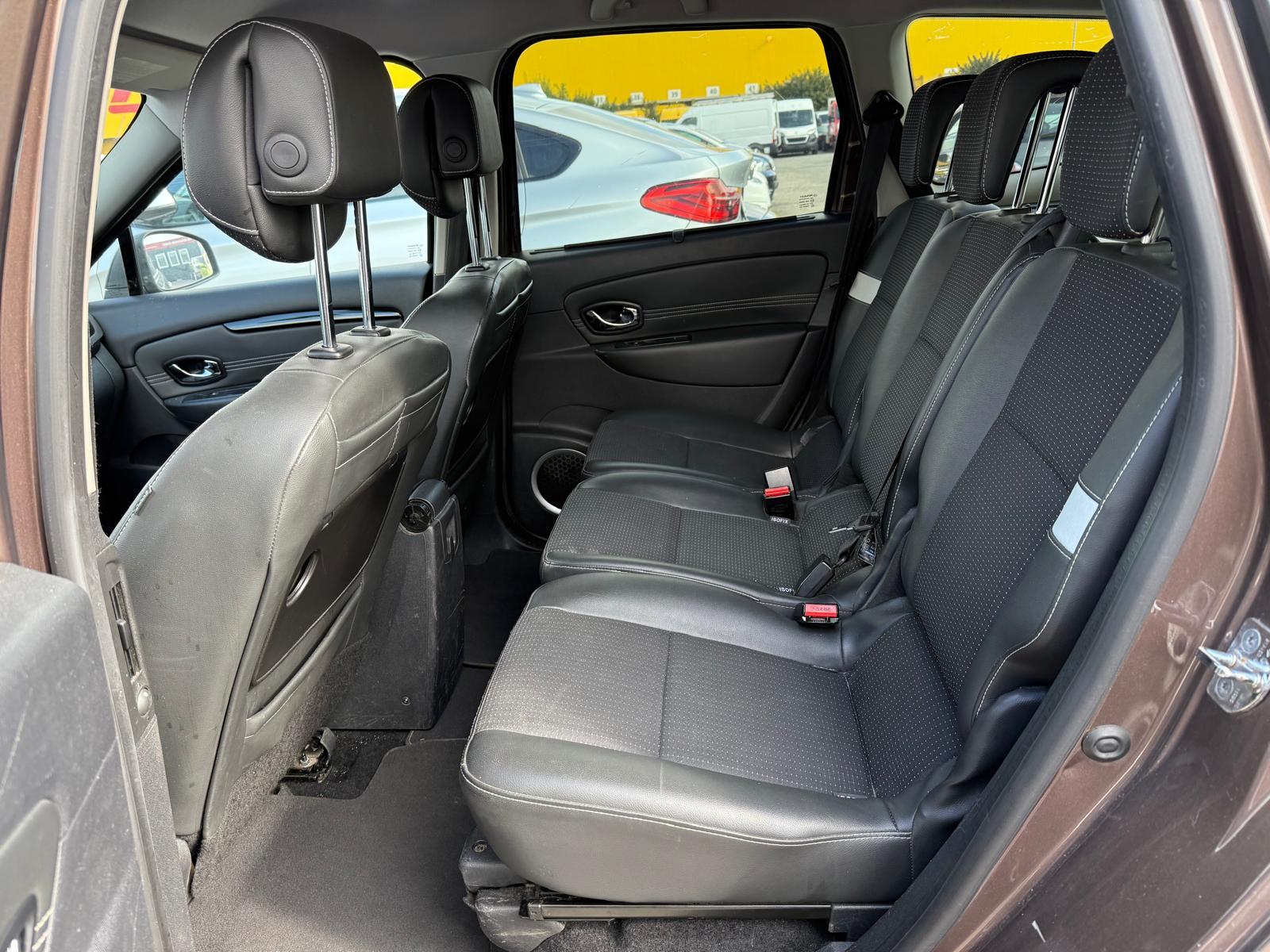 RENAULT Grand Scénic 1.4 TCe 130 Expression 5P-image-11