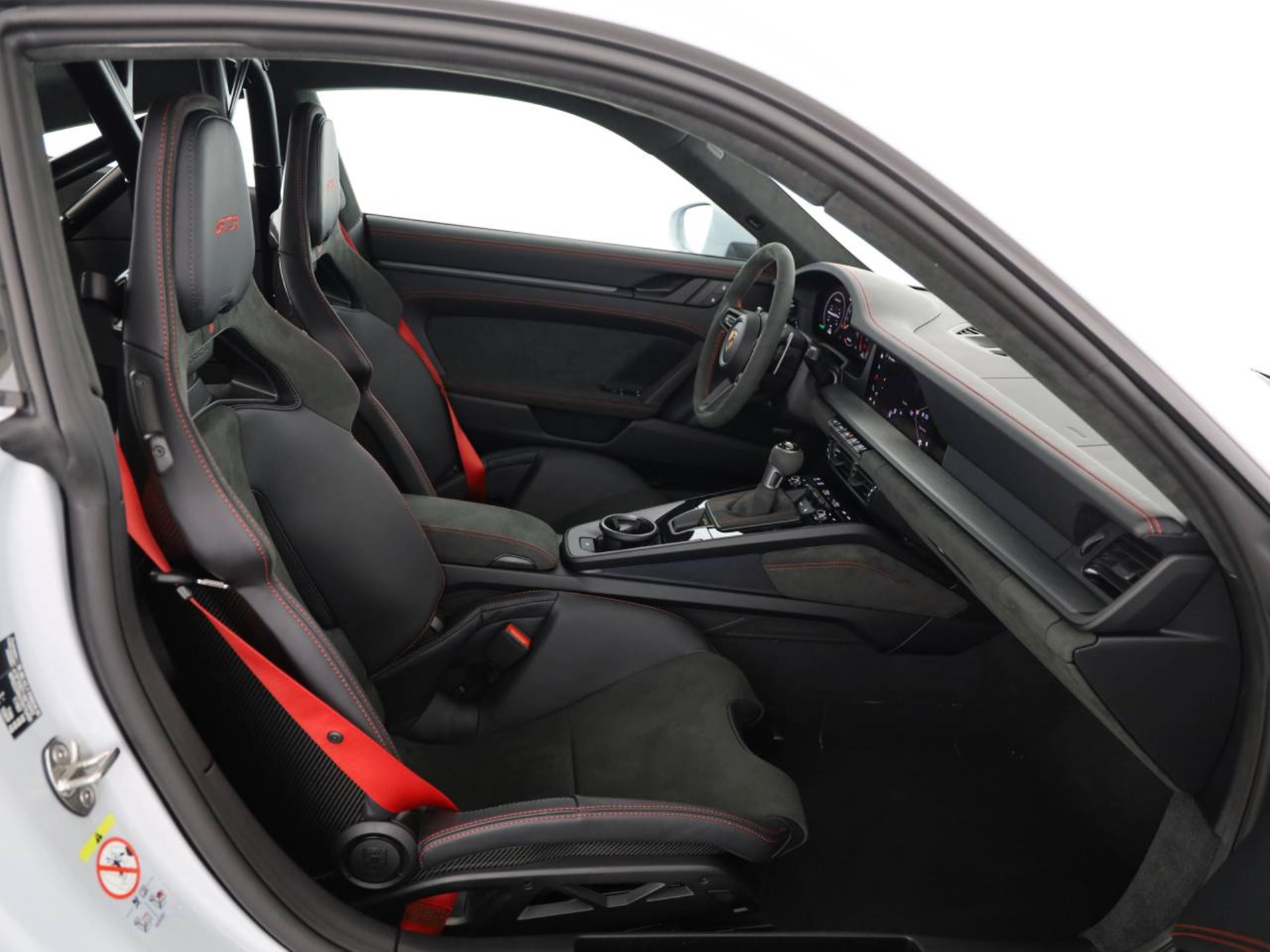 PORSCHE 911 GT3-image-17