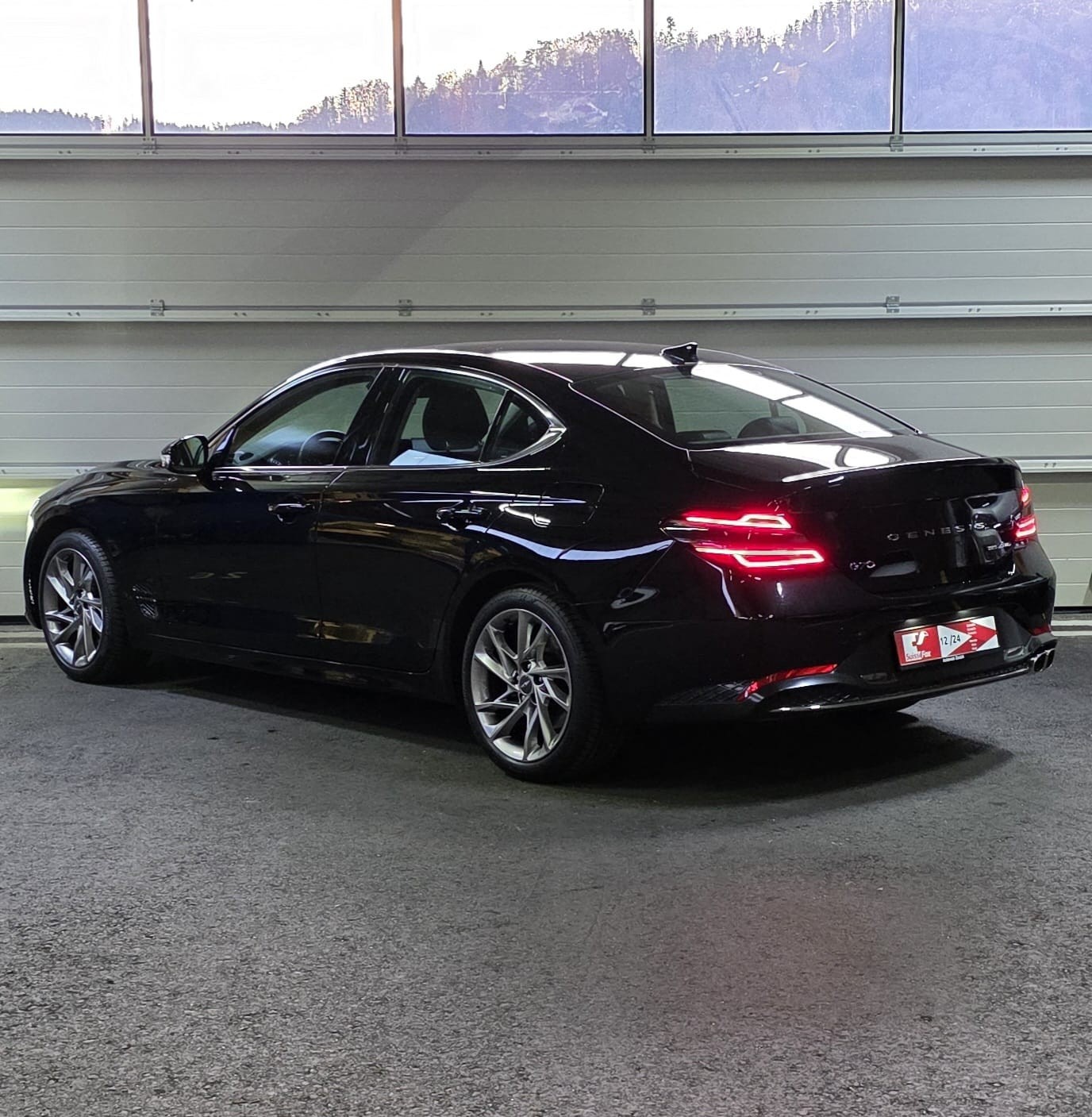 GENESIS G70 2.2 CRDI Luxury AT8 AWD-showroom-element-2
