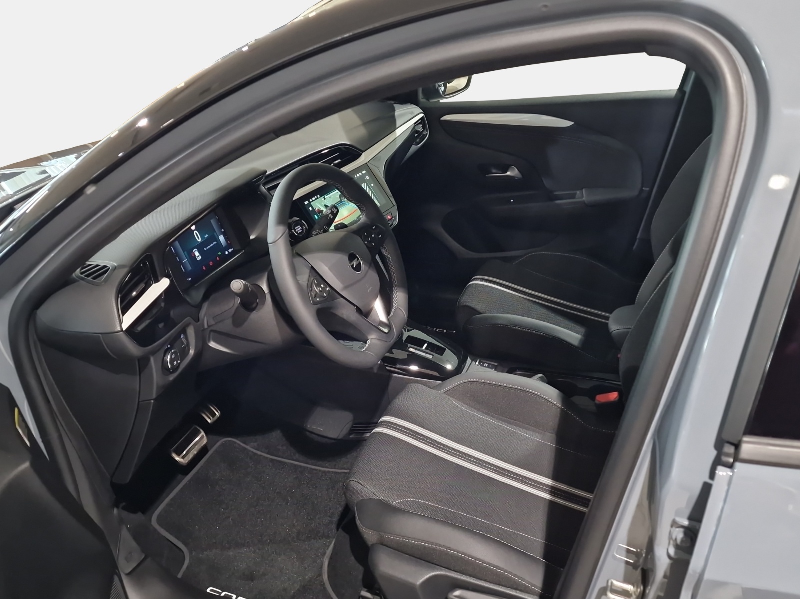 OPEL Corsa 1.2T/145 GS Hybrid-image-9