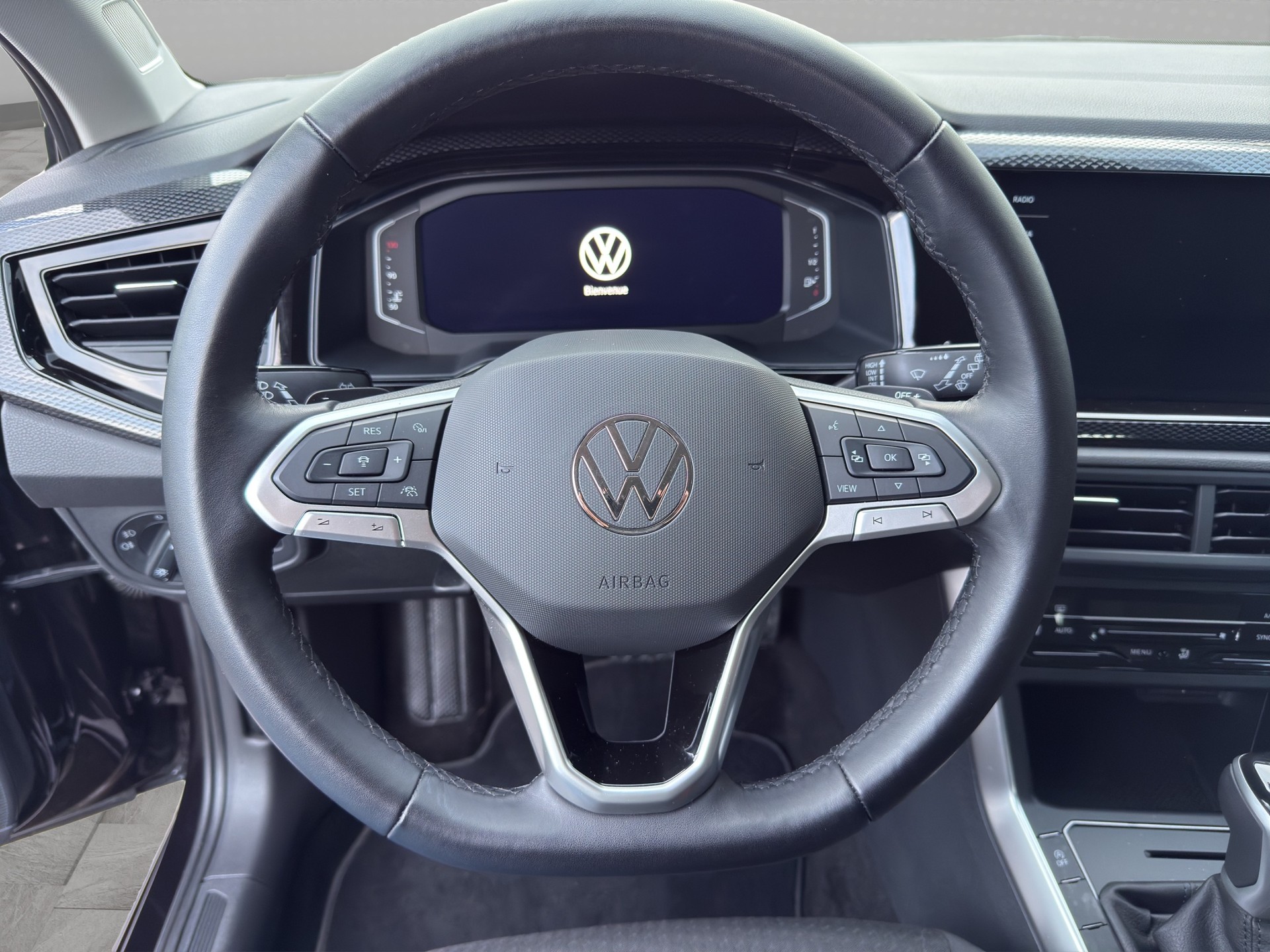 VW Polo 1.0 TSI Life DSG-image-9