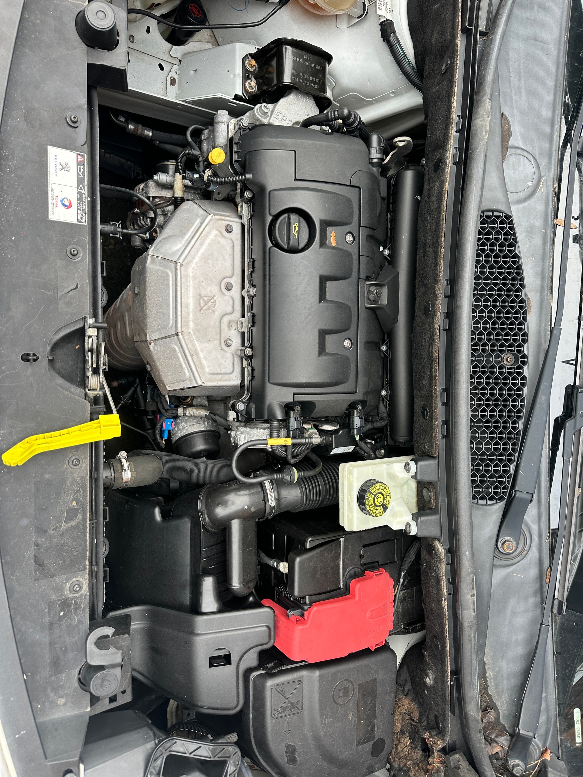 PEUGEOT Partner 1.6 VTi Urban-image-12