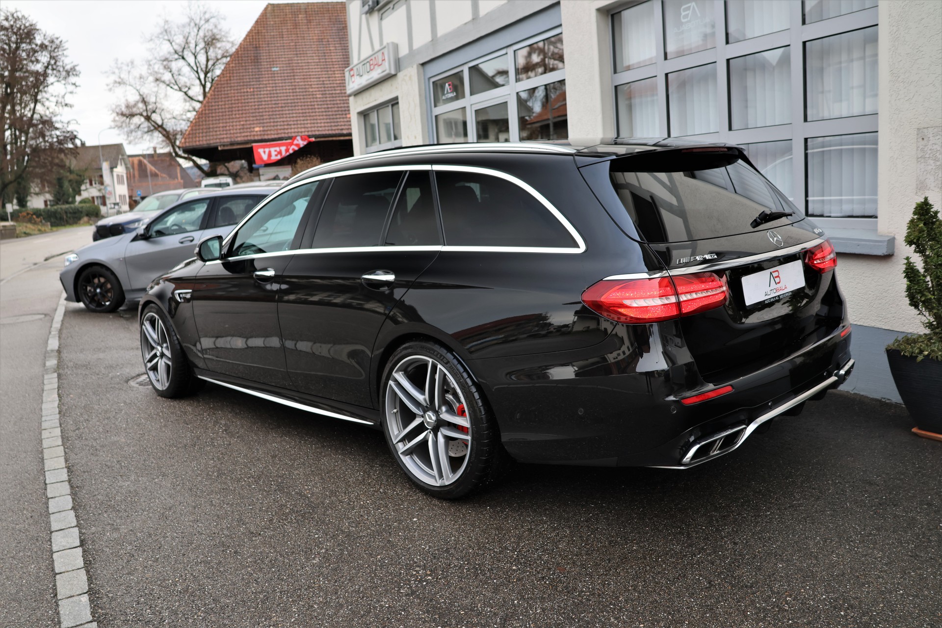 MERCEDES-BENZ E 63 AMG S 4 Matic 9G-Tronic (CH)-image-5