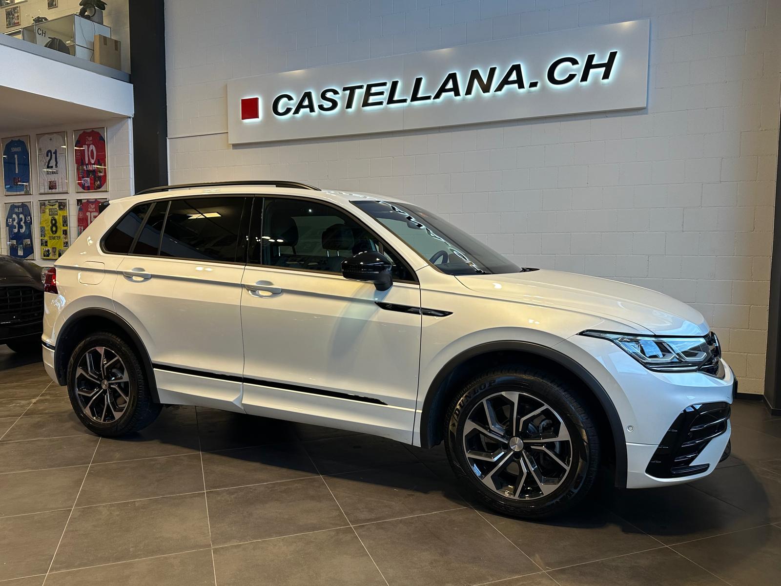 VW Tiguan 2.0TSI R-Line 4Motion DSG-image-1