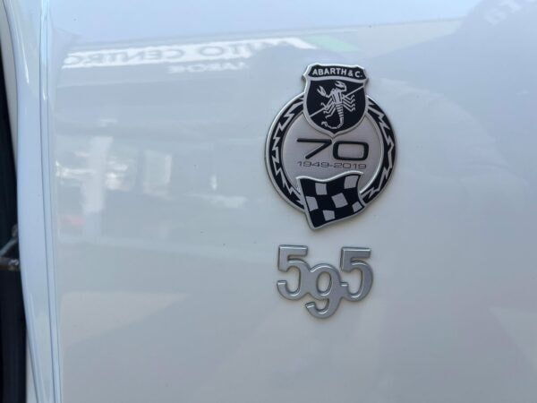 FIAT 595C 1.4 16V Turbo Abarth Esseesse-image-11