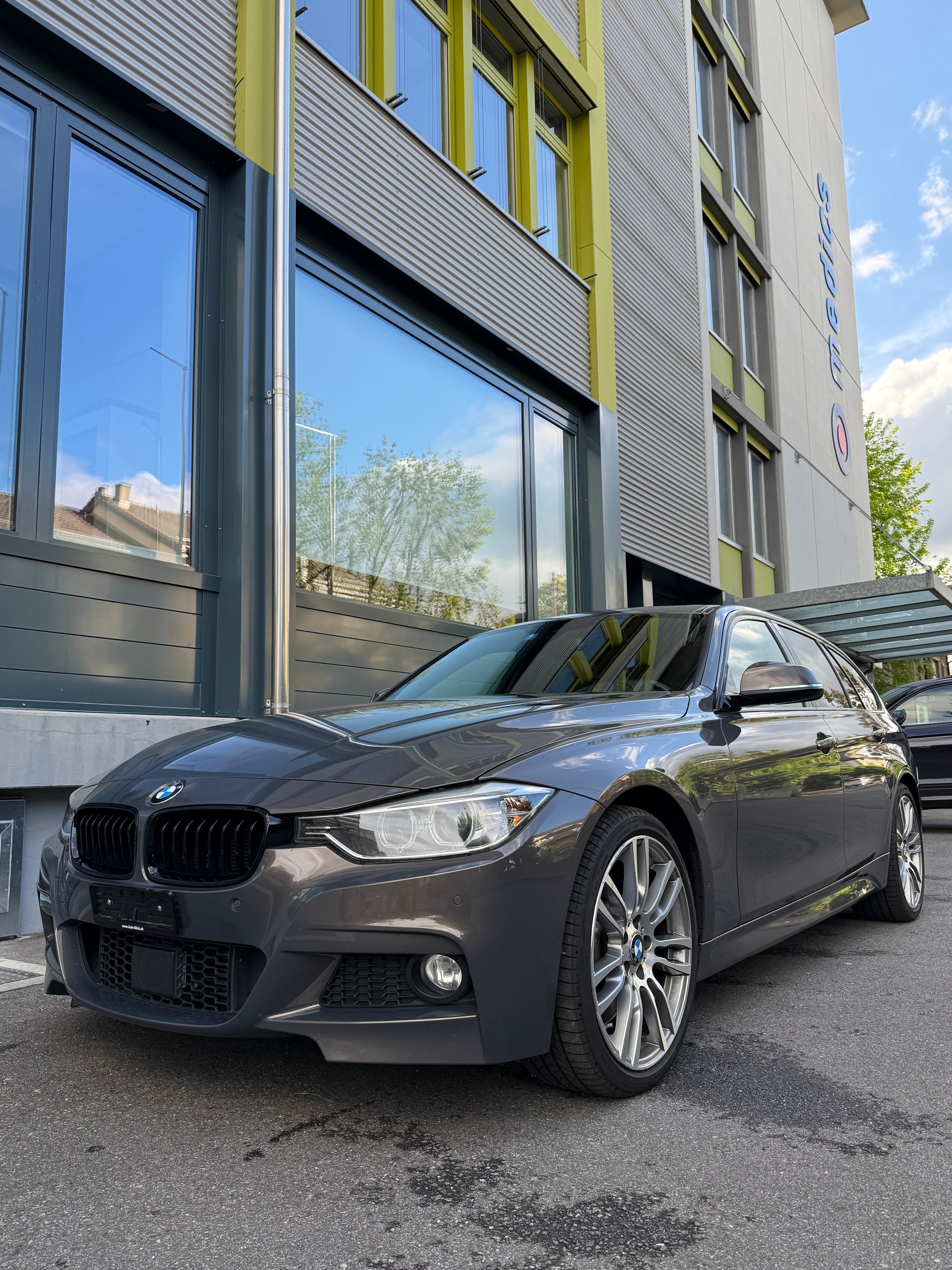 BMW 335d xDrive Touring M Sport Line Steptronic-image-0